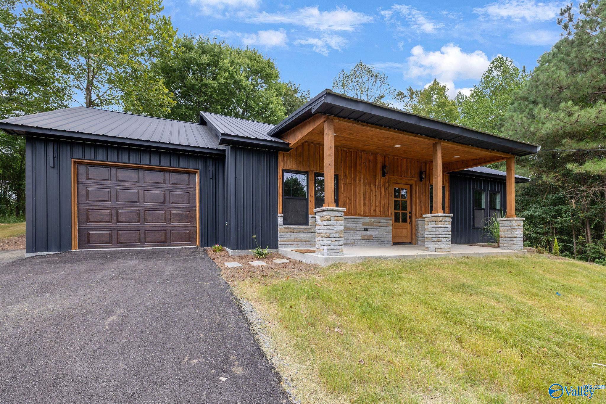 6200 Dalewood Lane