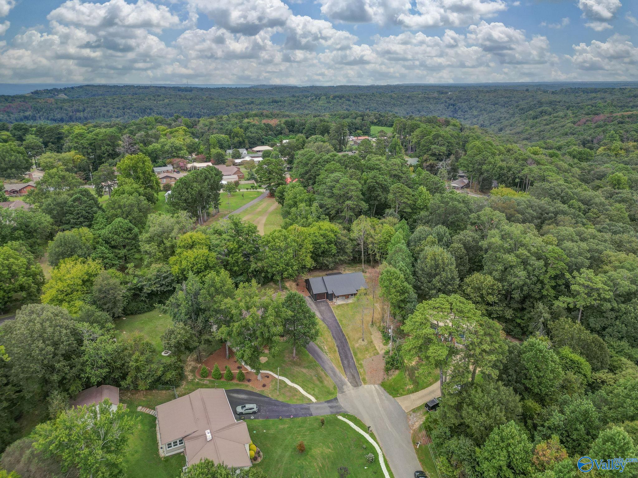 6200 Dalewood Lane