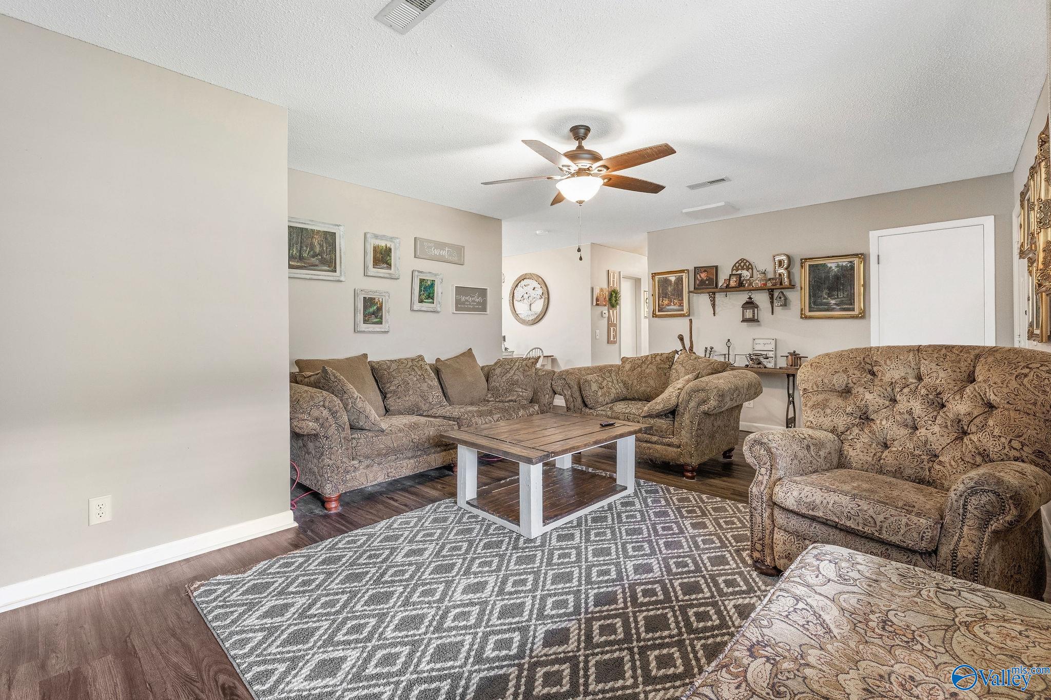 3824 Browns Valley Road