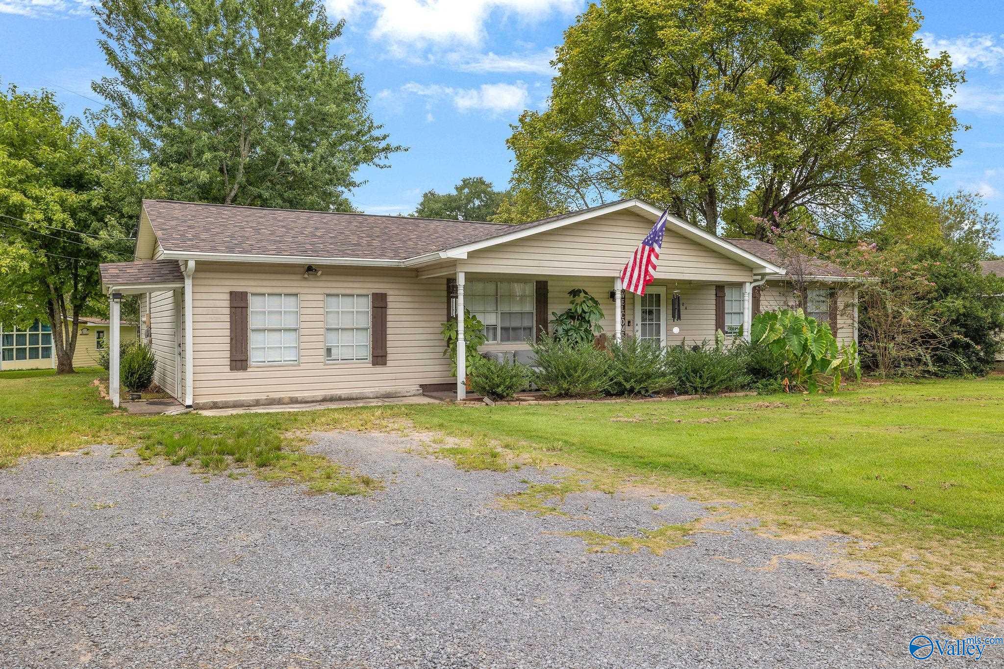 3824 Browns Valley Road