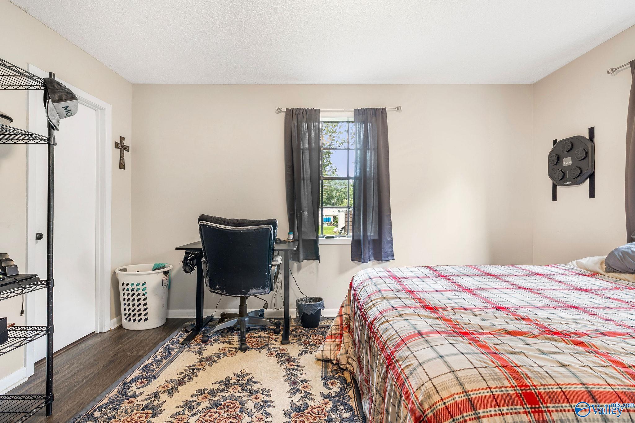 3824 Browns Valley Road