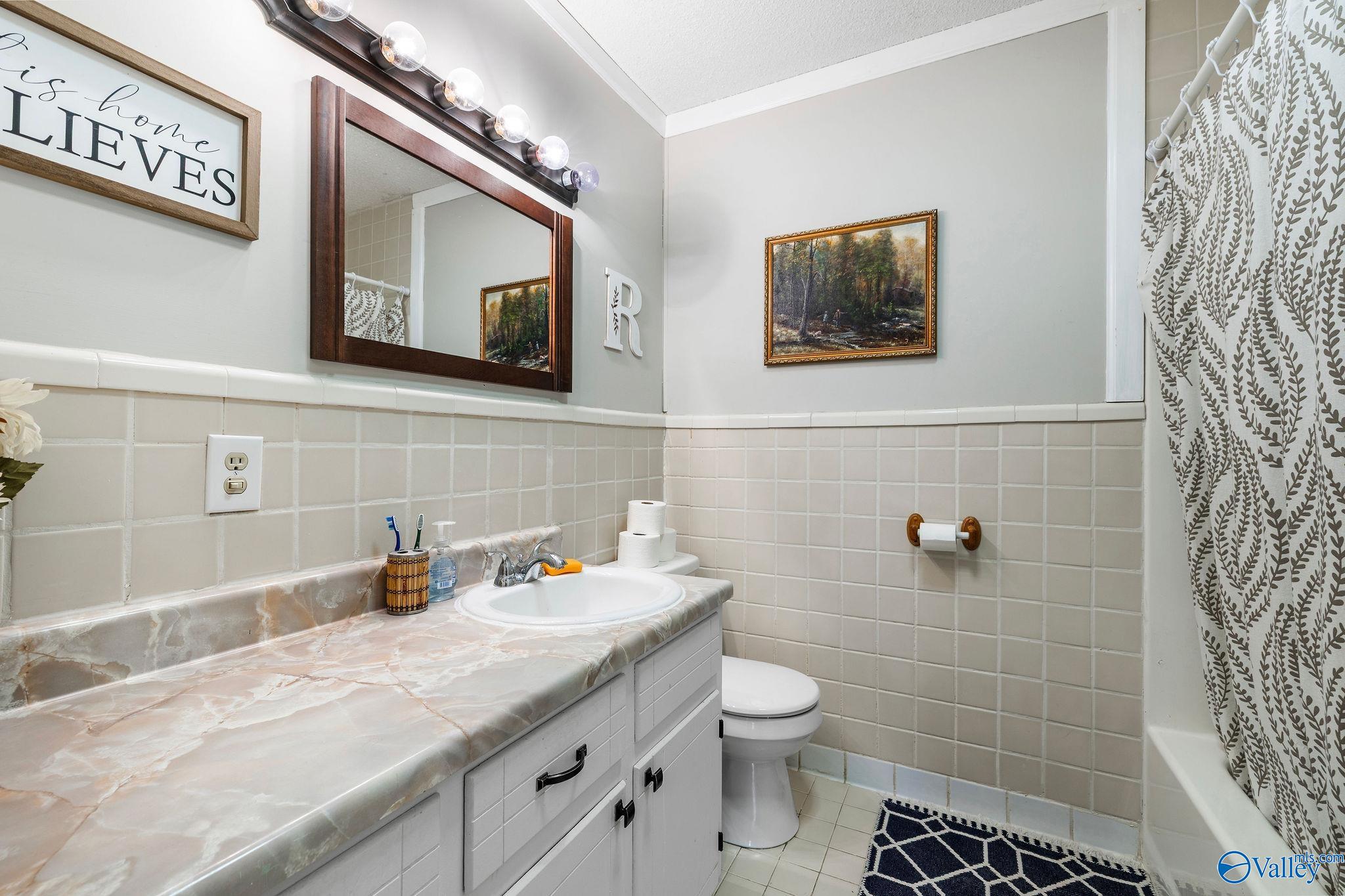 3824 Browns Valley Road