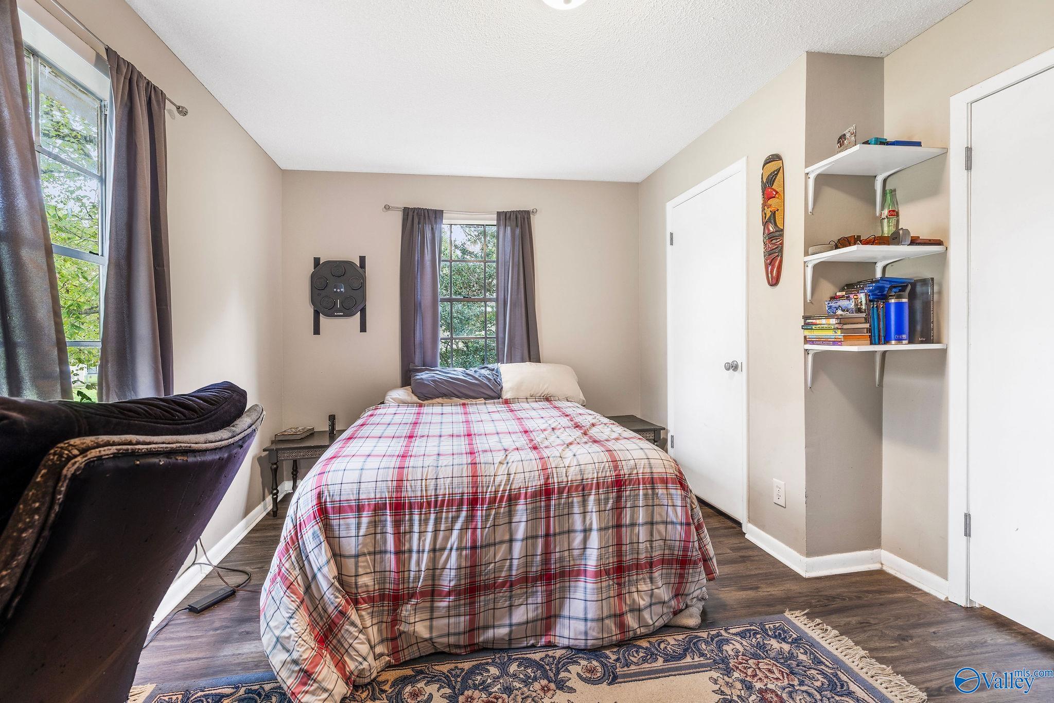 3824 Browns Valley Road