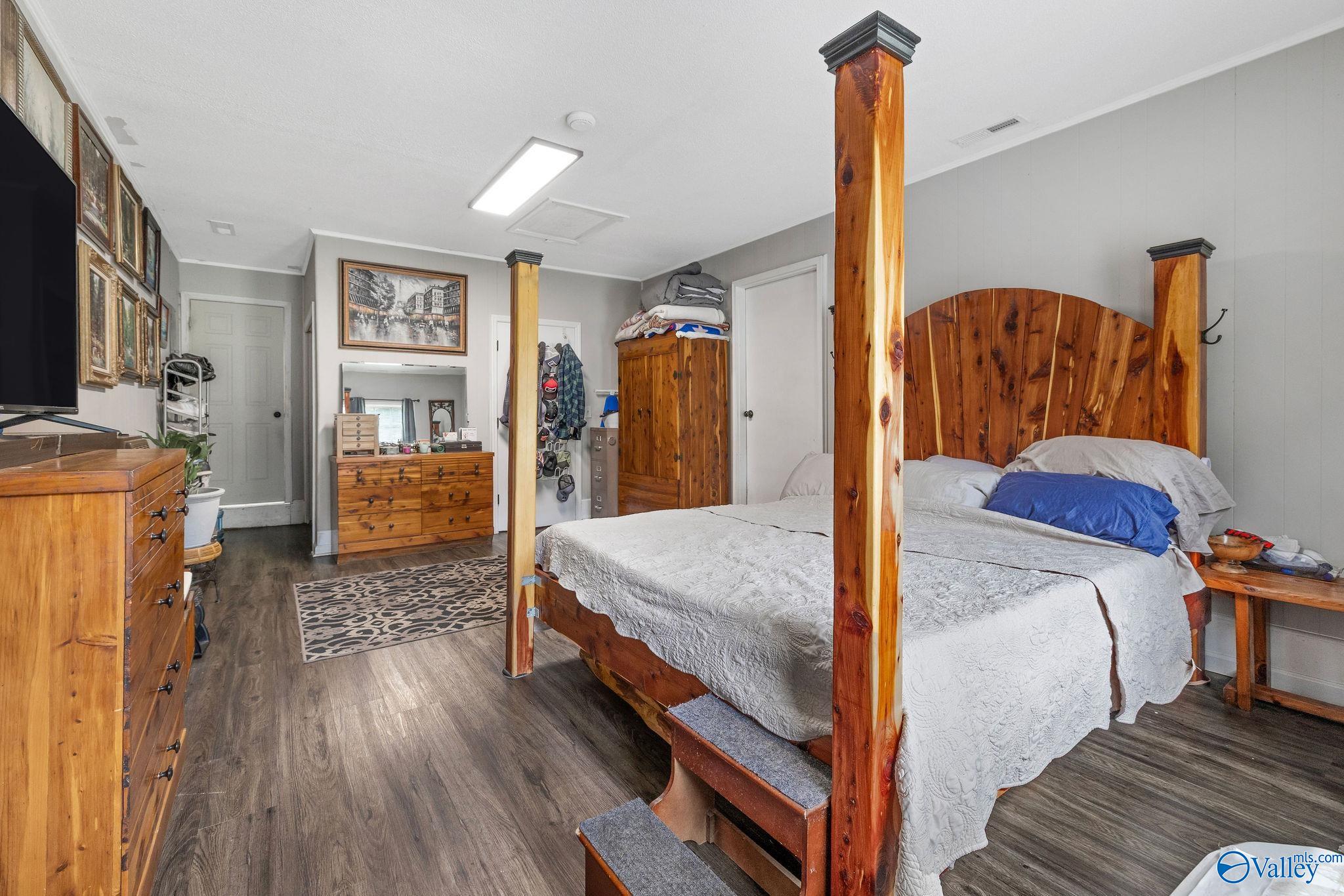 3824 Browns Valley Road