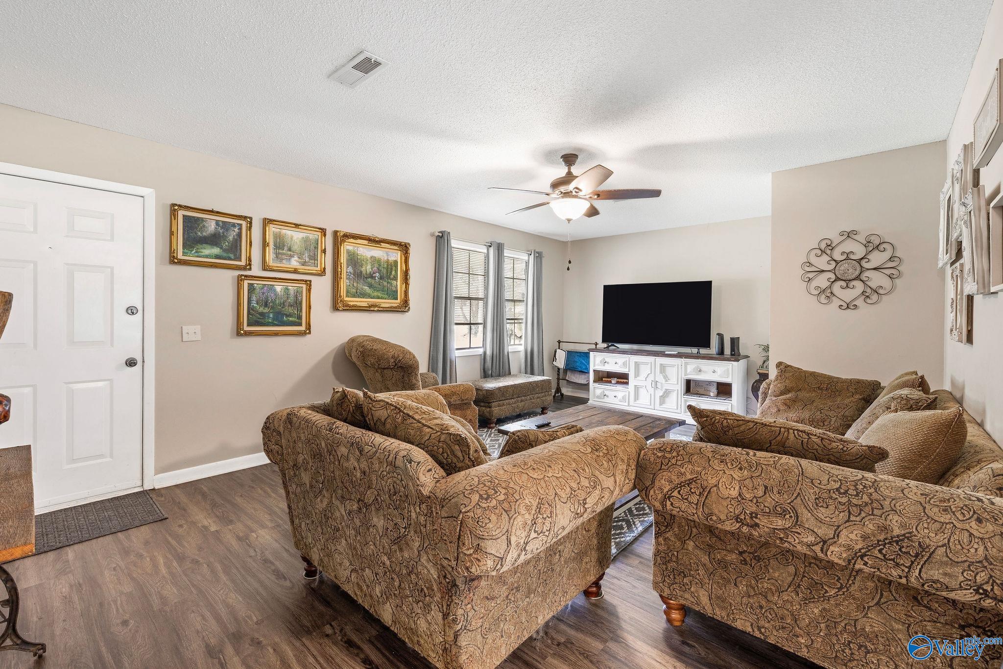 3824 Browns Valley Road