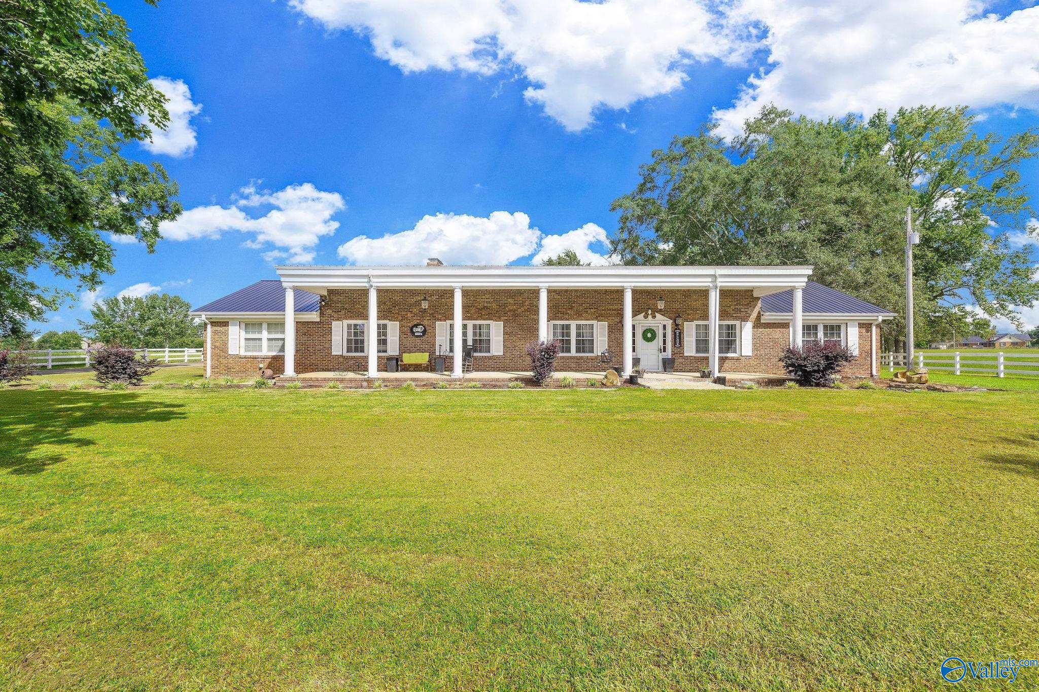 2218 Highpoint Road