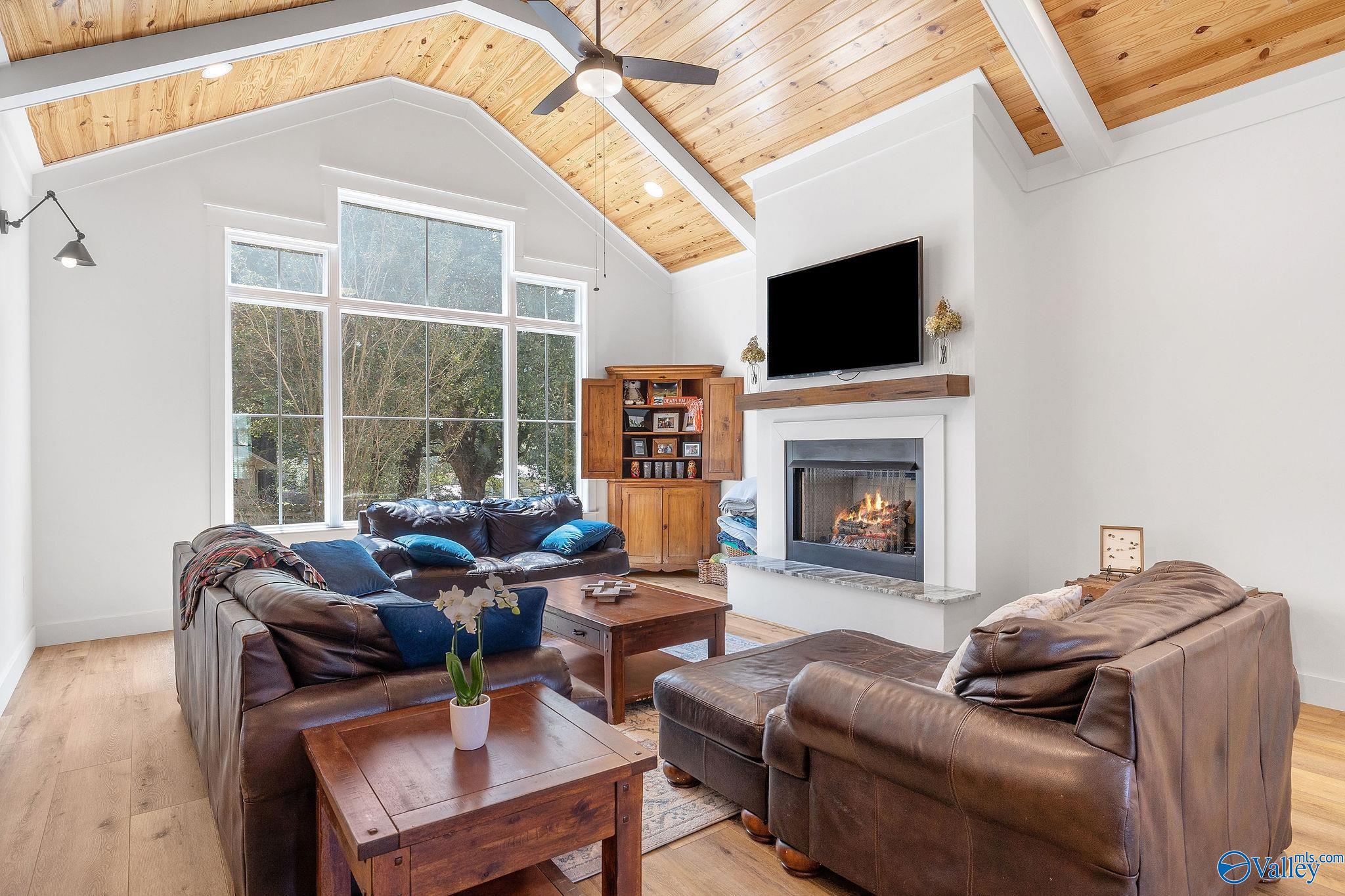 1211 Taylor Mill