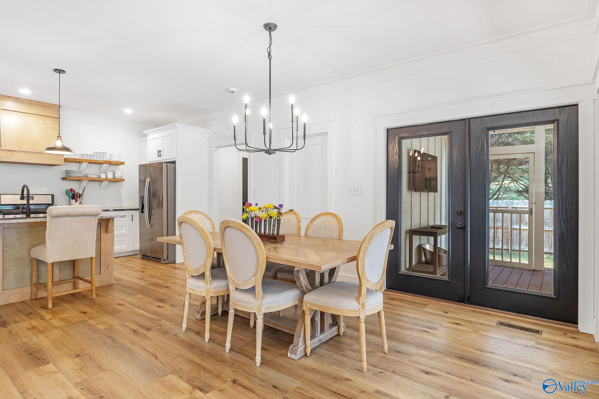 1211 Taylor Mill