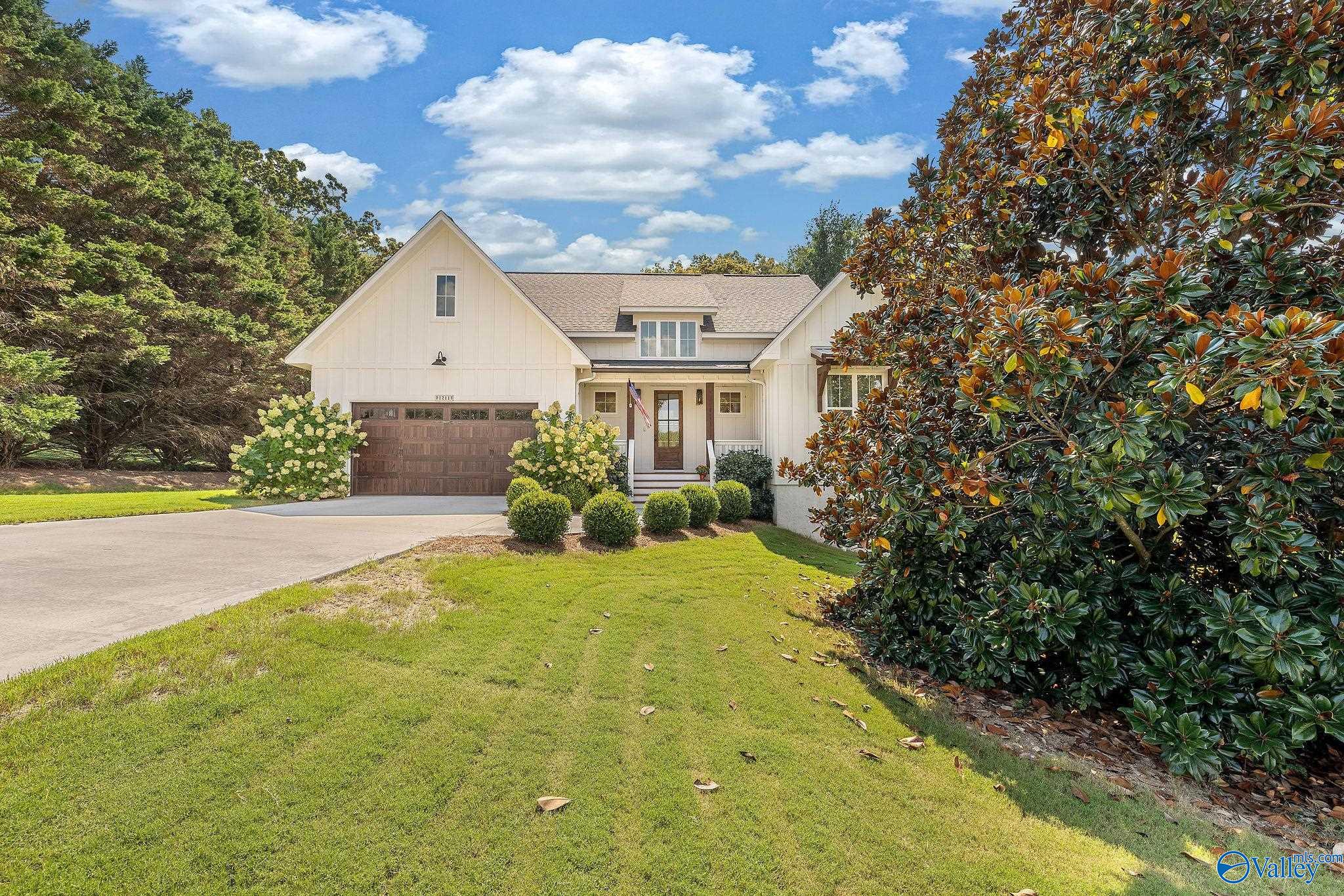 1211 Taylor Mill