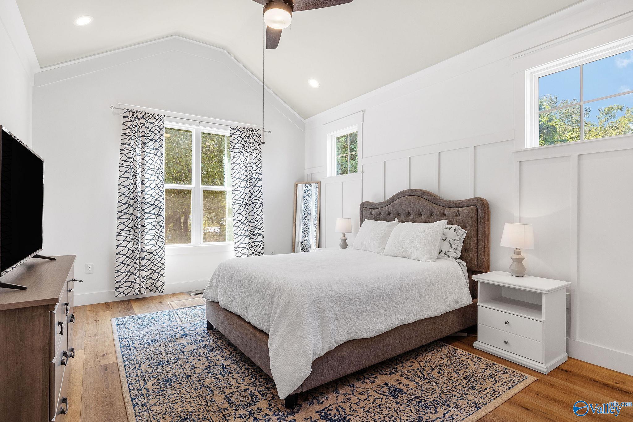 1211 Taylor Mill