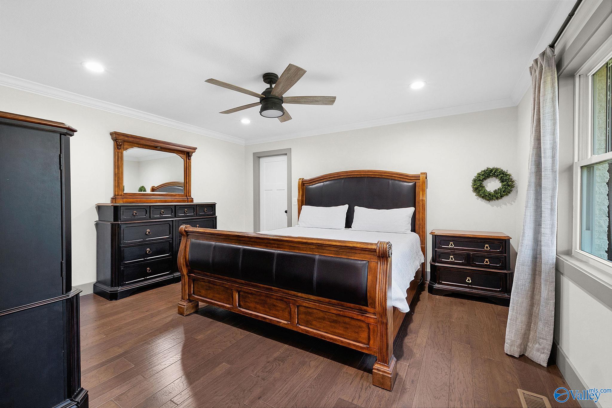 1121 Martin Road