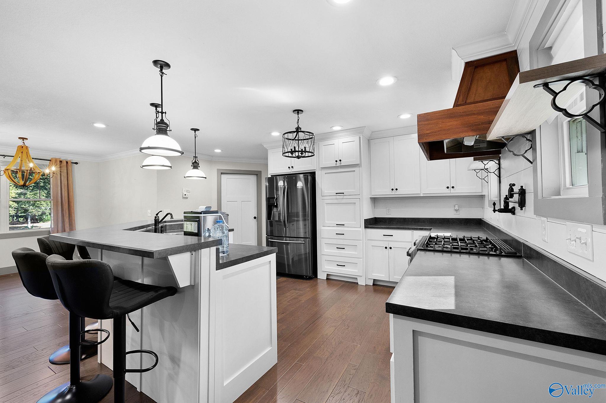 1121 Martin Road