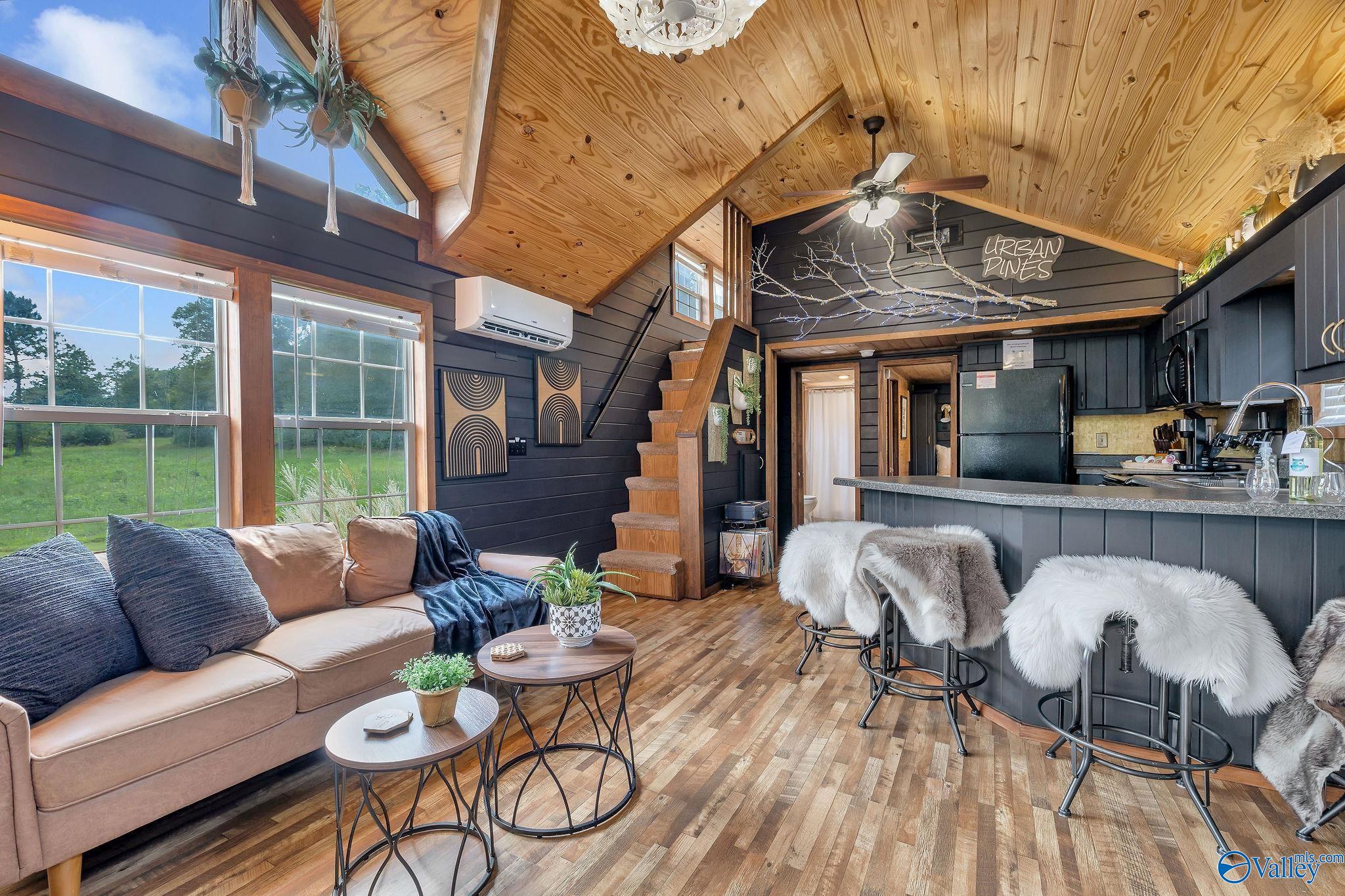 1121 Martin Road