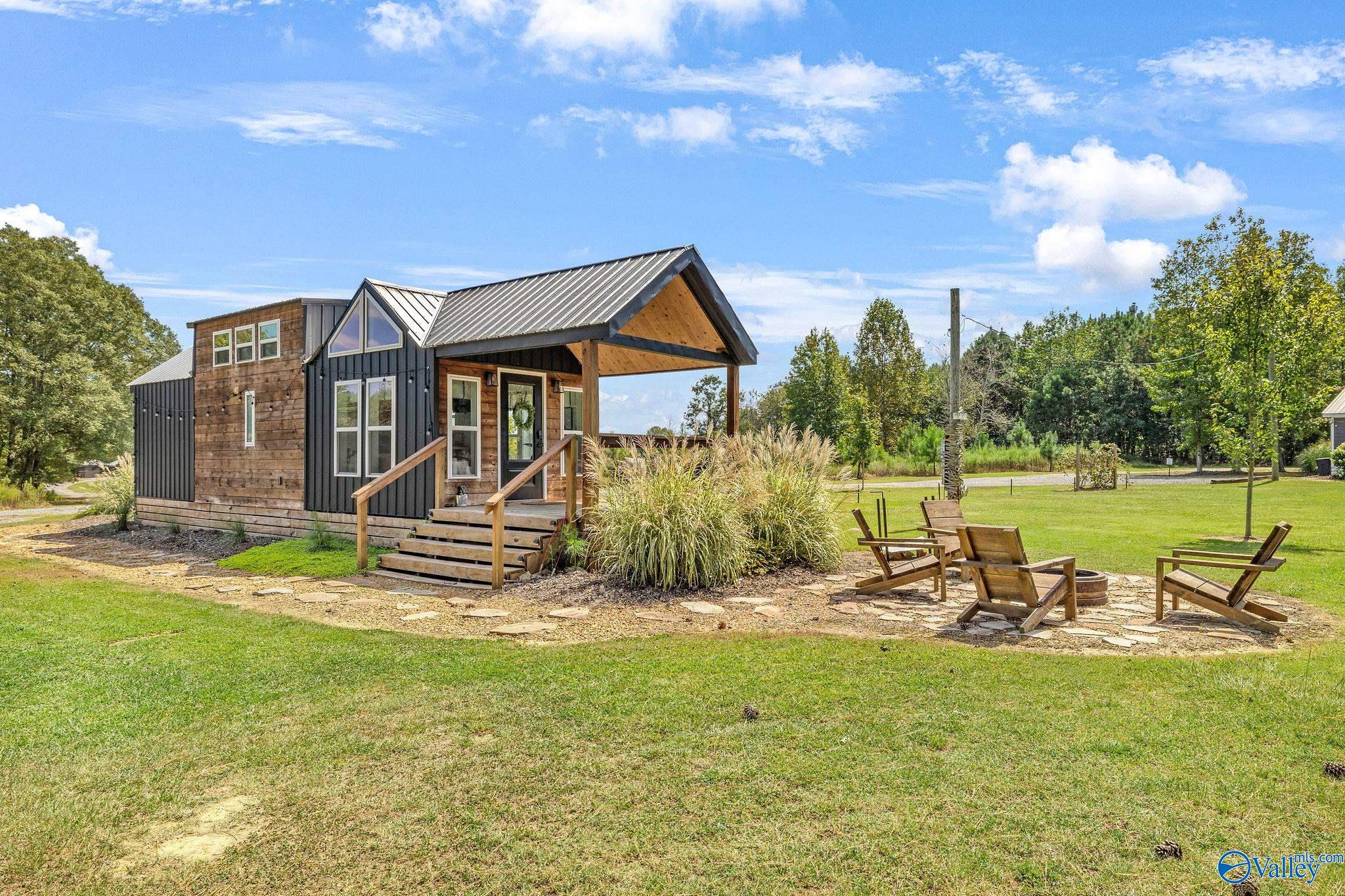 1121 Martin Road