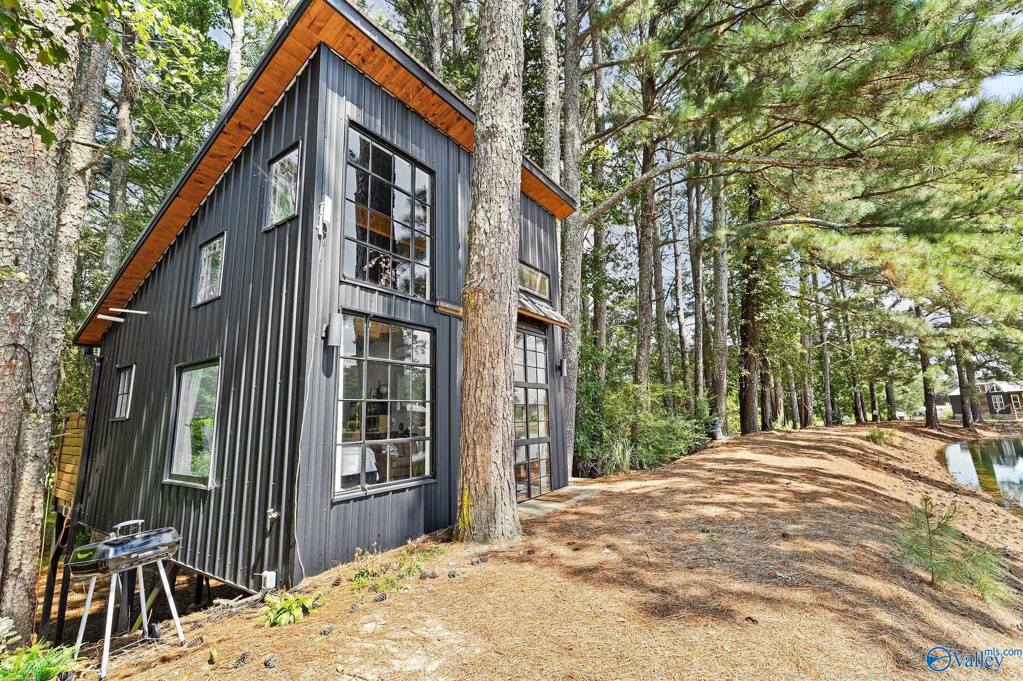 1121 Martin Road