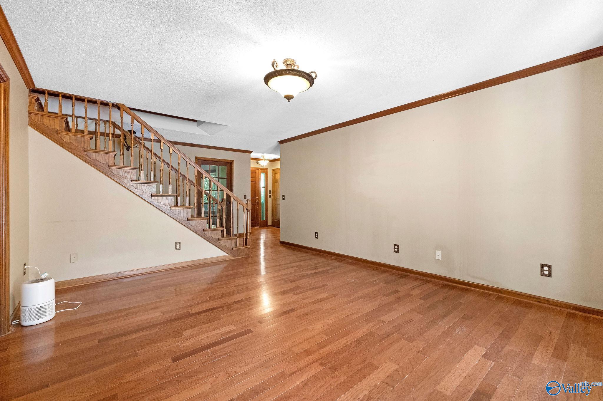 102 County Road 233