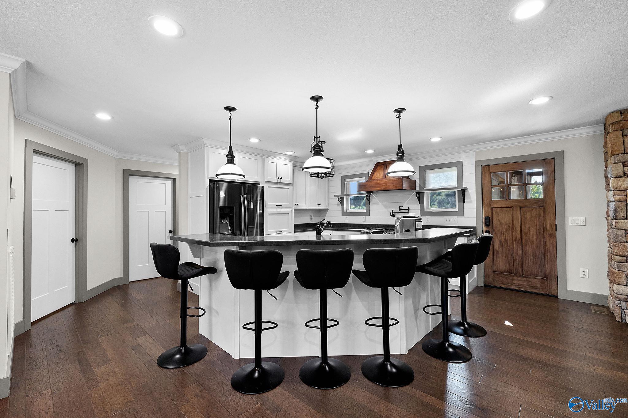 1121 Martin Road