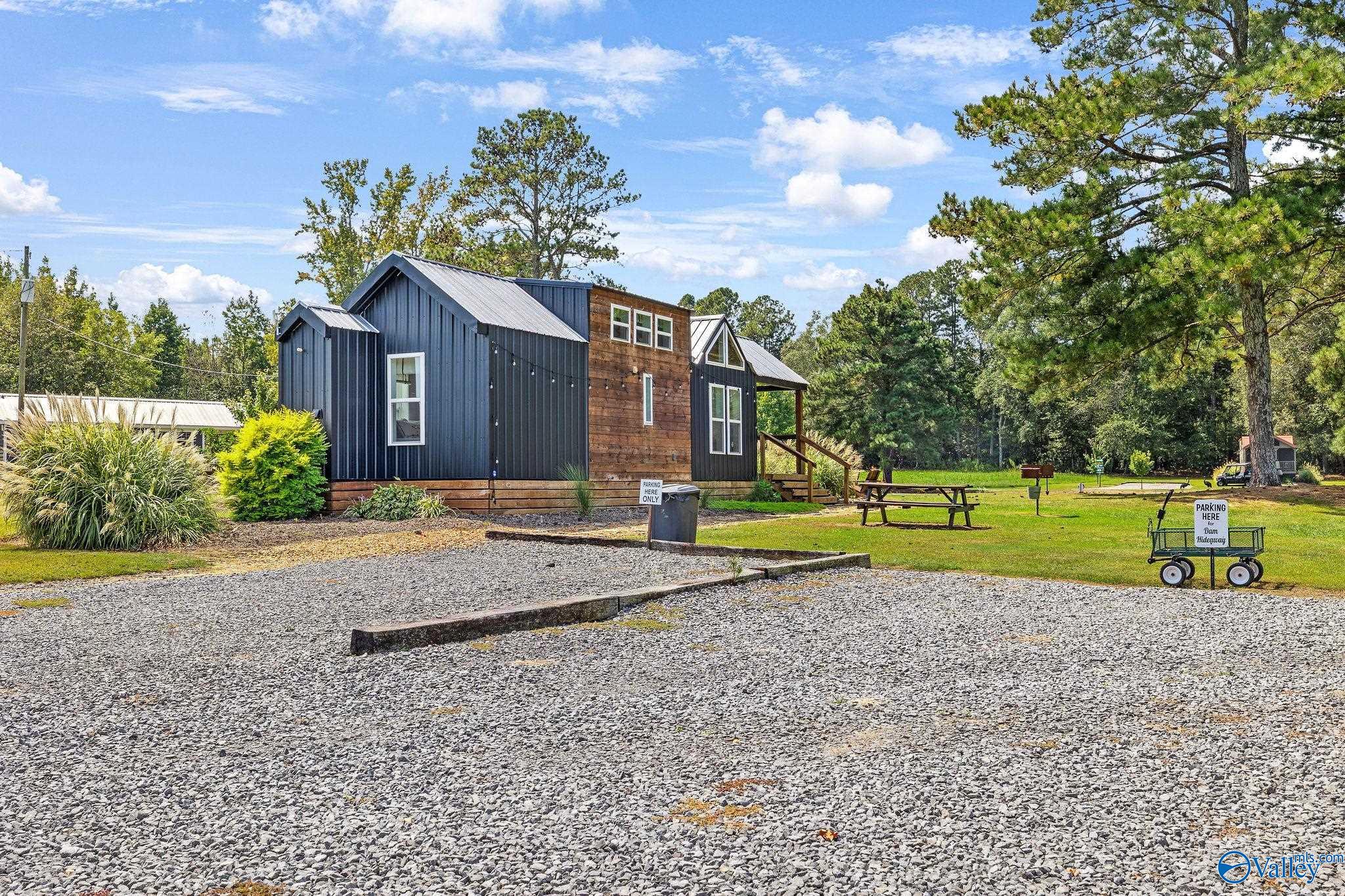 1121 Martin Road