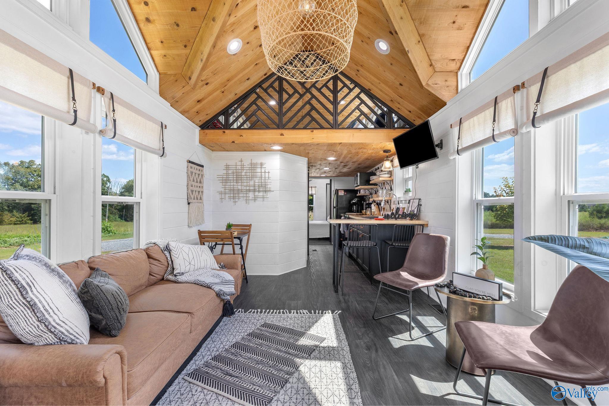1121 Martin Road