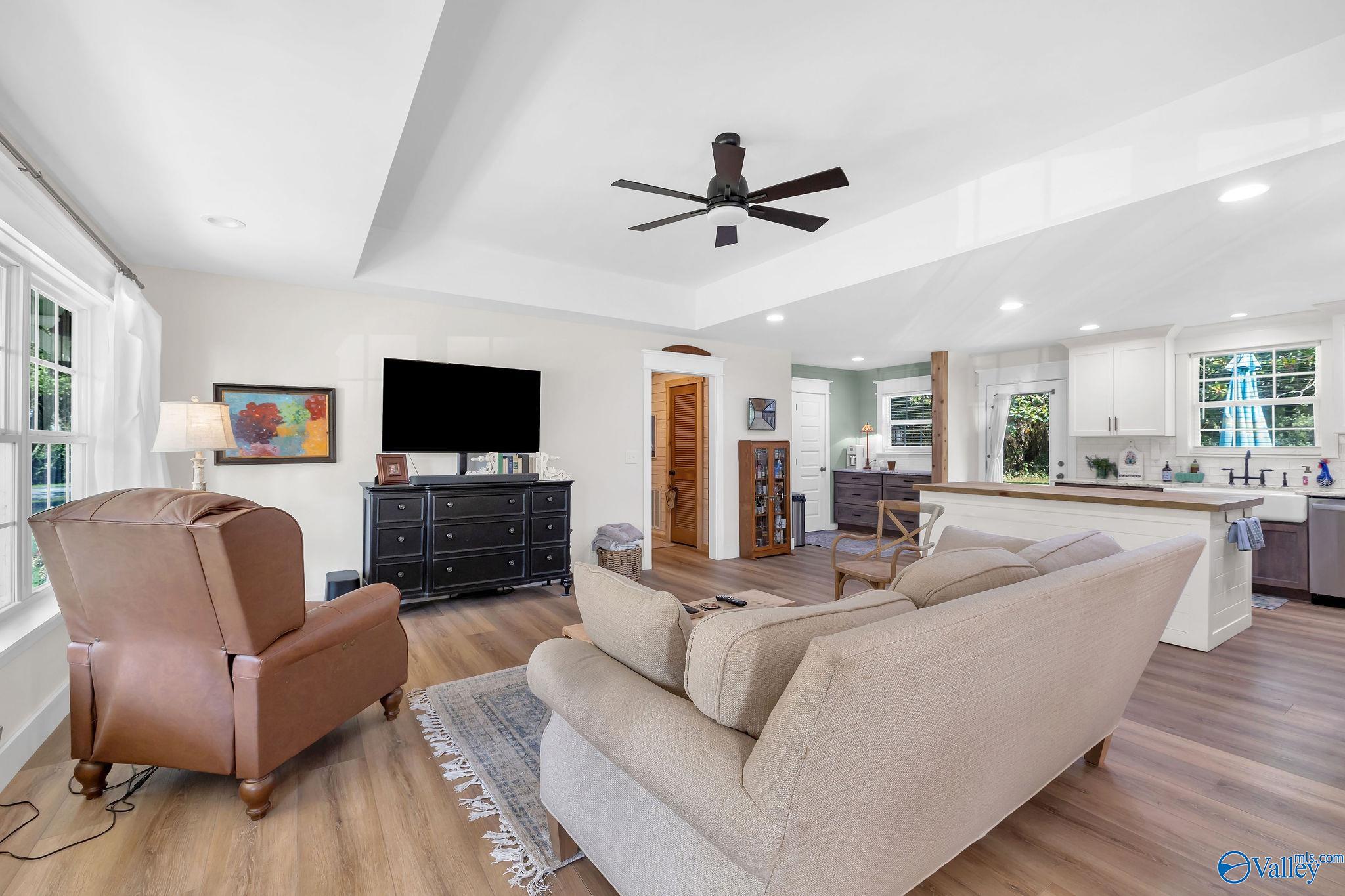 1520 White Elephant Road