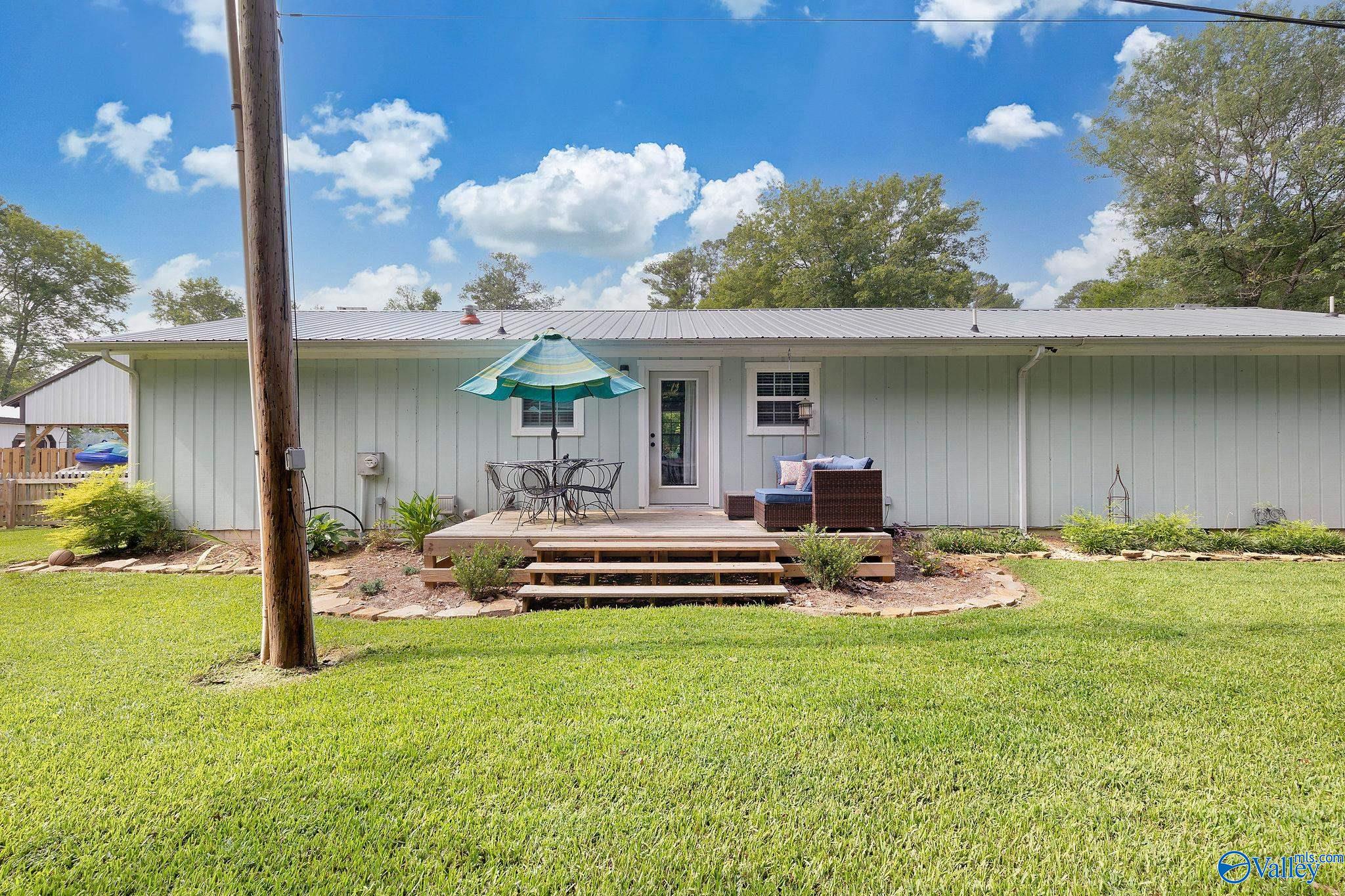 1520 White Elephant Road