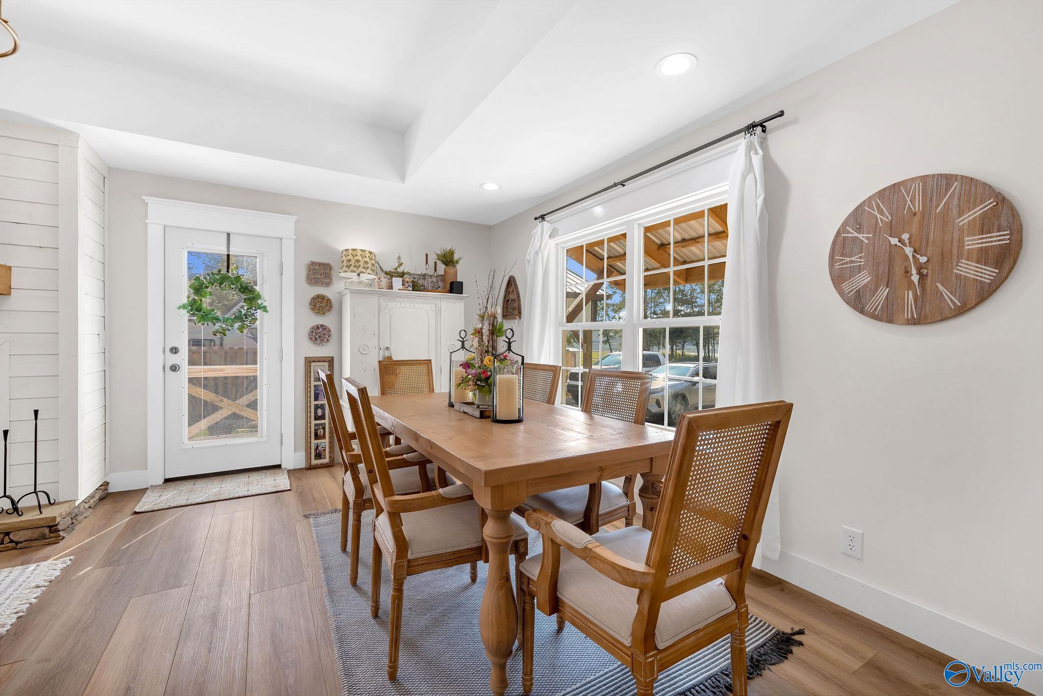 1520 White Elephant Road