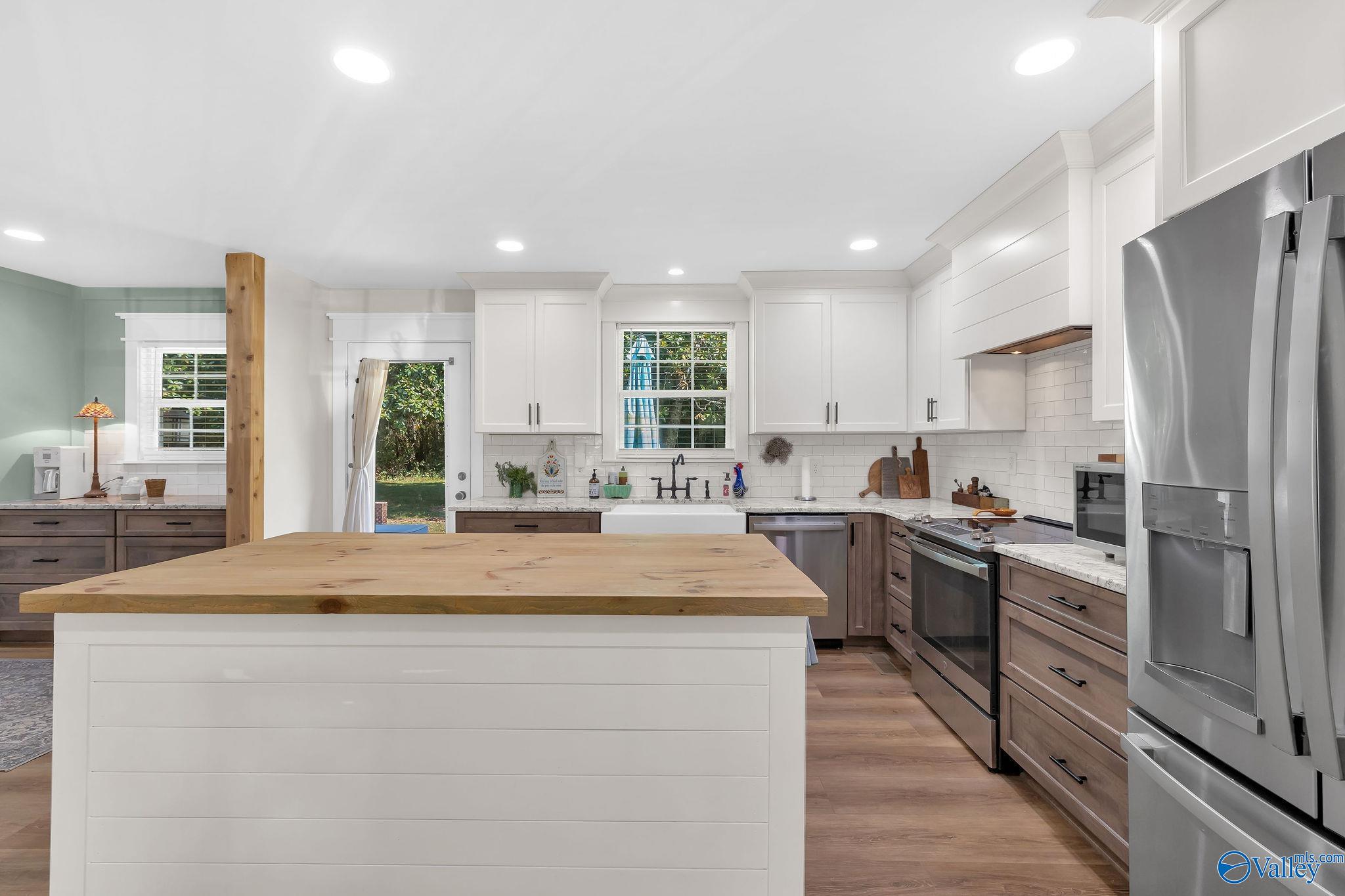 1520 White Elephant Road