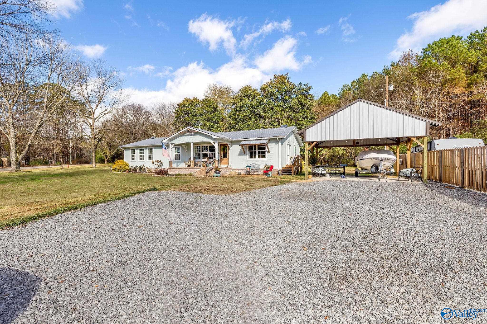 1520 White Elephant Road