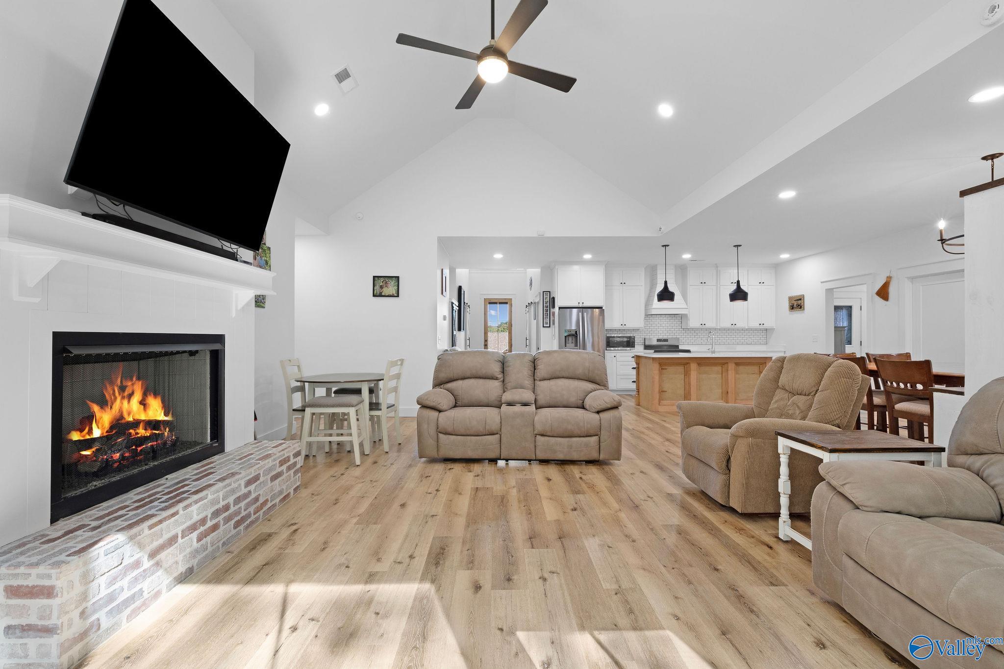 6492 Spring Creek Drive