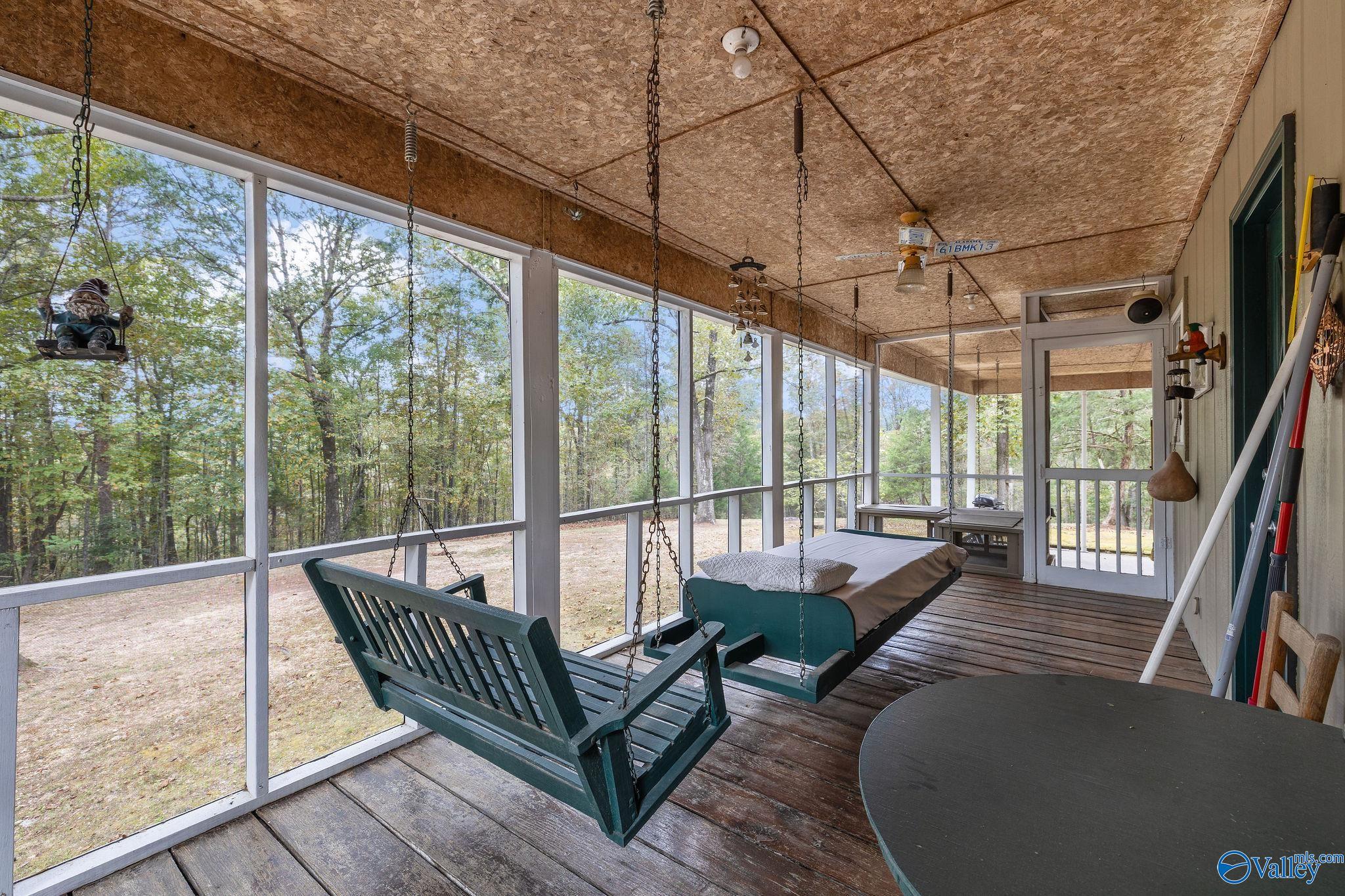 220 Benefield Drive, Attalla