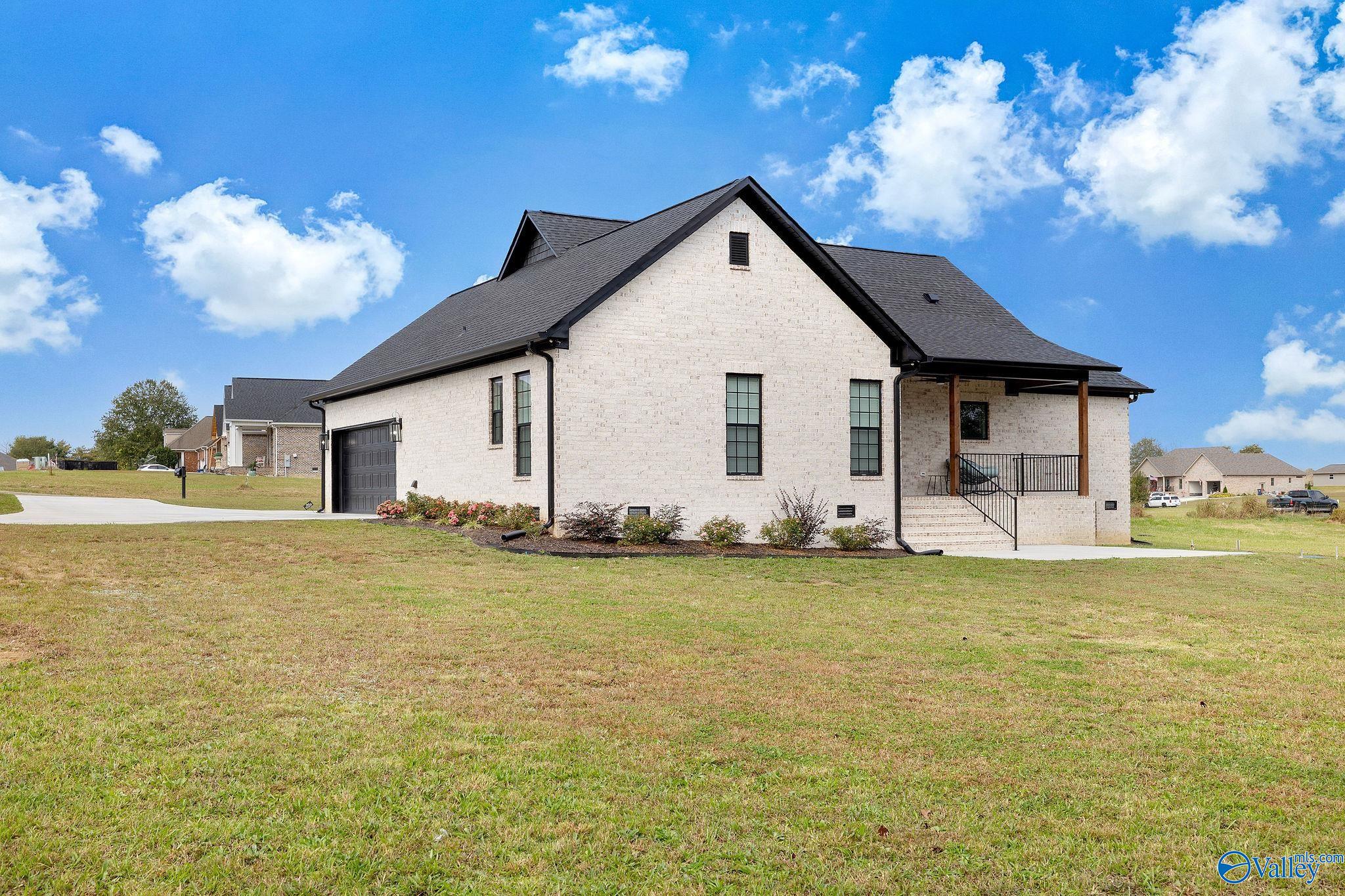 44 Krimson Circle, Albertville