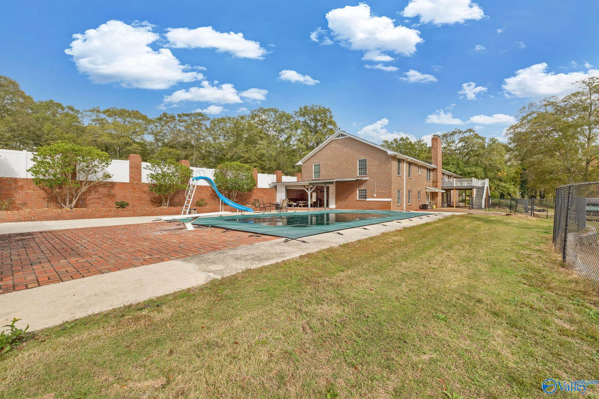 489 Solitude Avenue