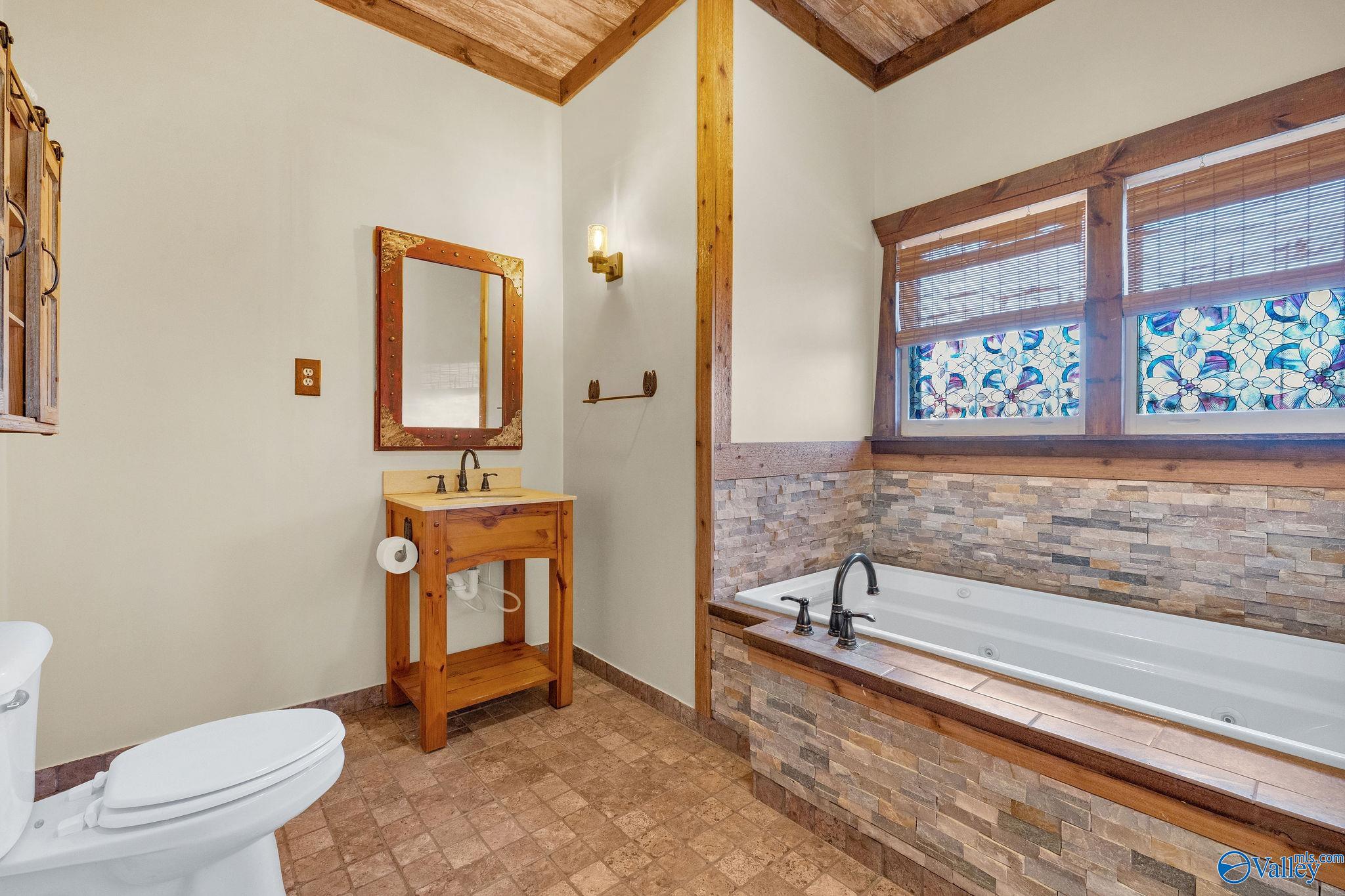 1223 County Road 359