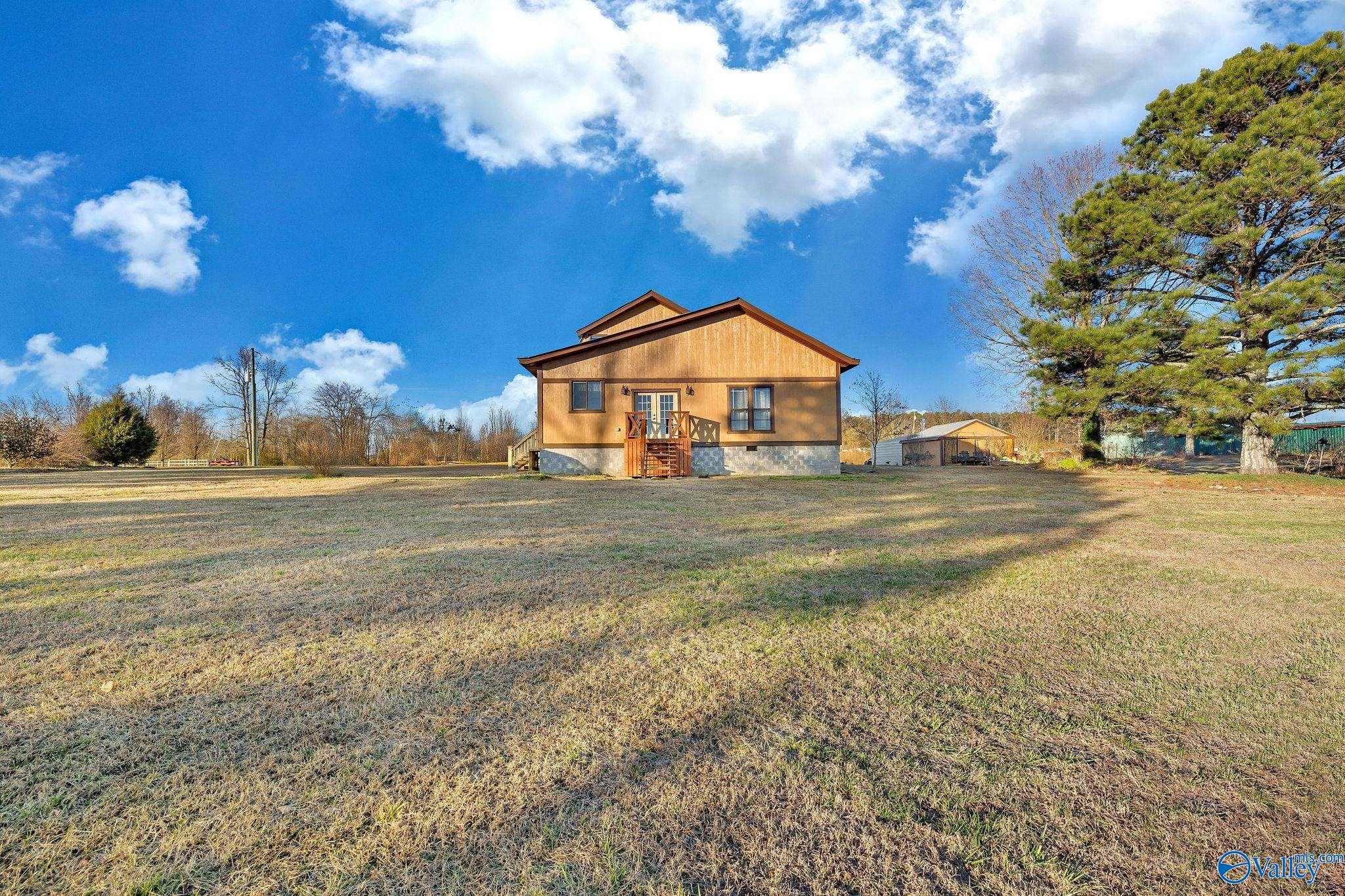 1223 County Road 359