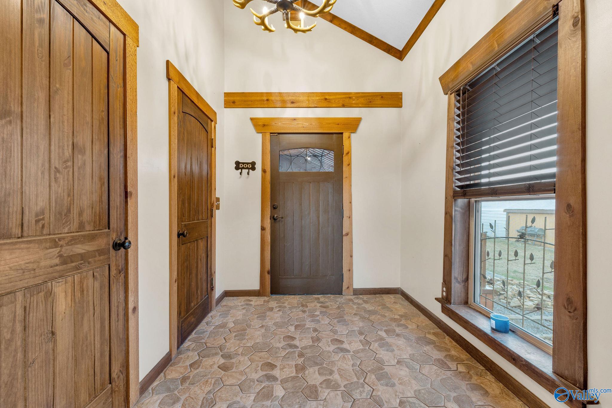 1223 County Road 359