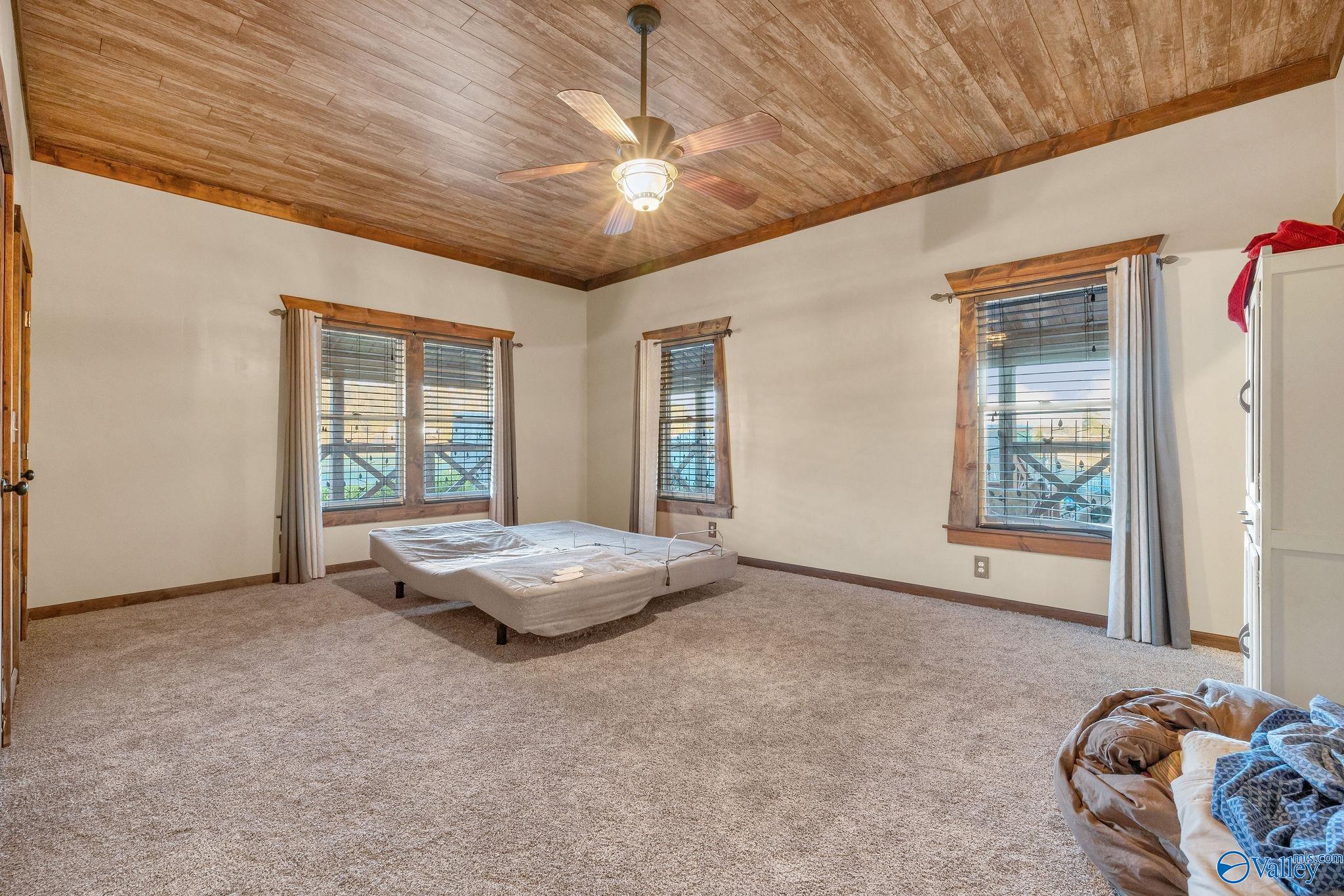 1223 County Road 359