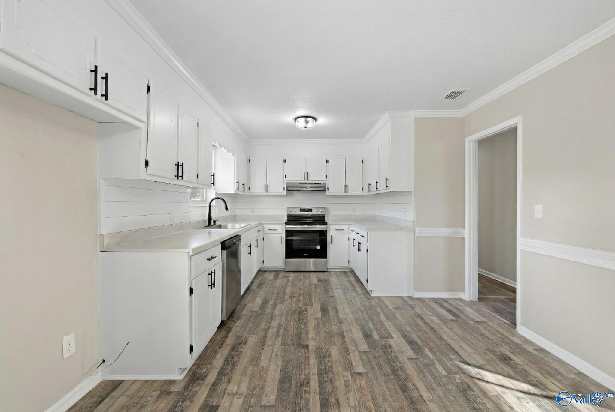 108 West Dons Avenue