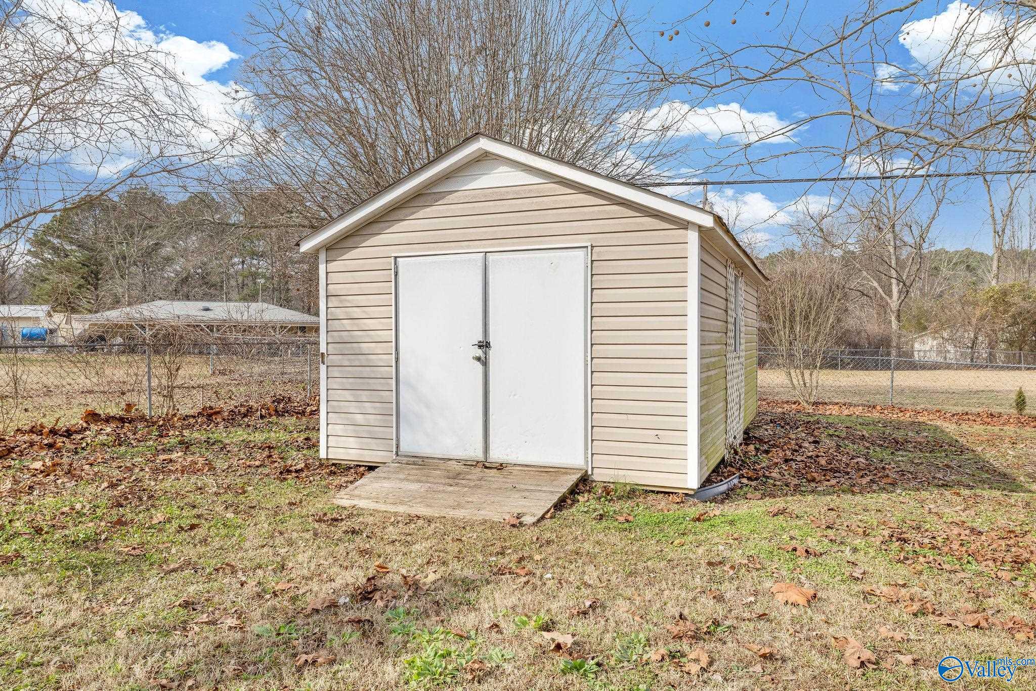 3816 Browns Valley Road