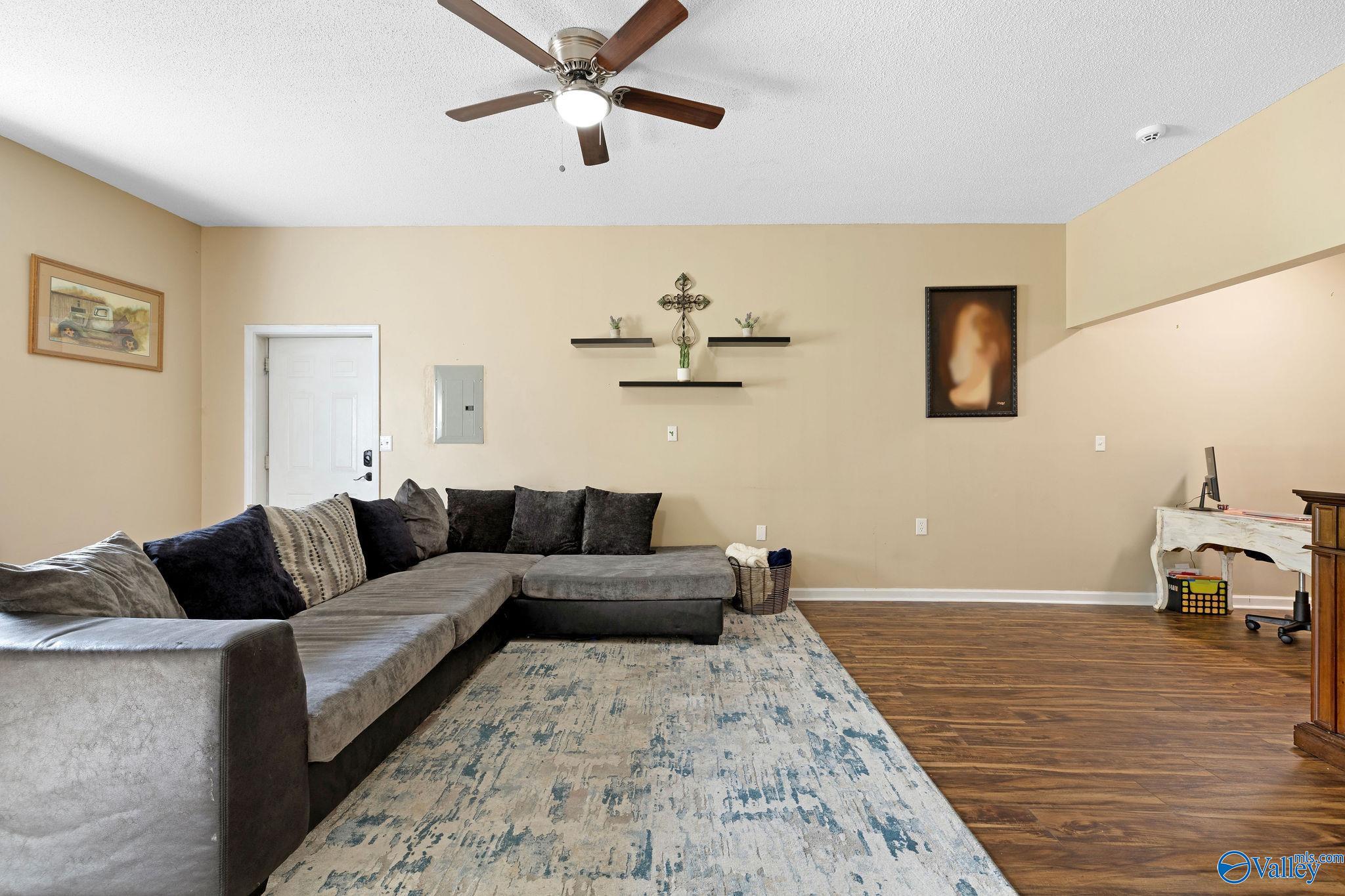 3816 Browns Valley Road