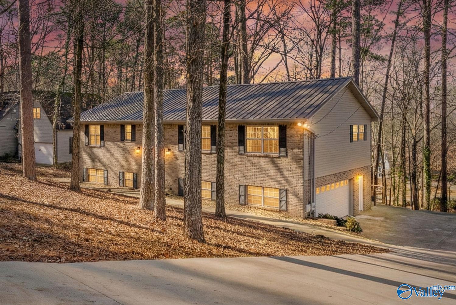 3608 Briarwood Lane