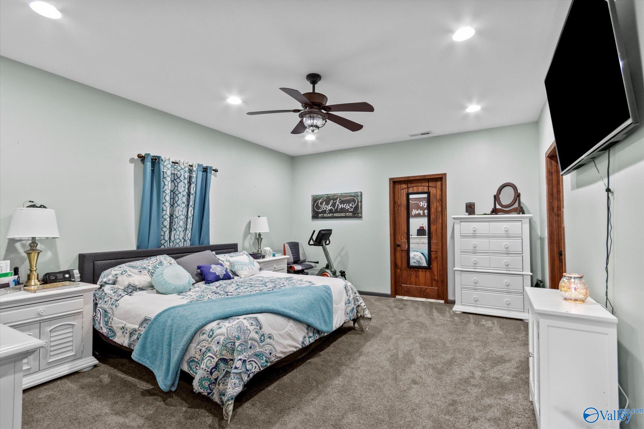 5477 Wyeth Mountain Road