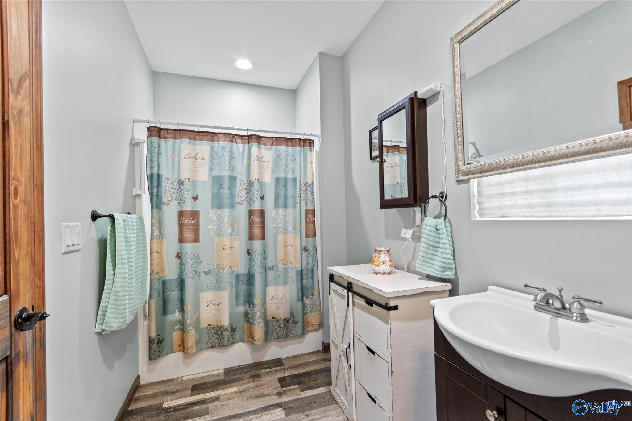 5477 Wyeth Mountain Road