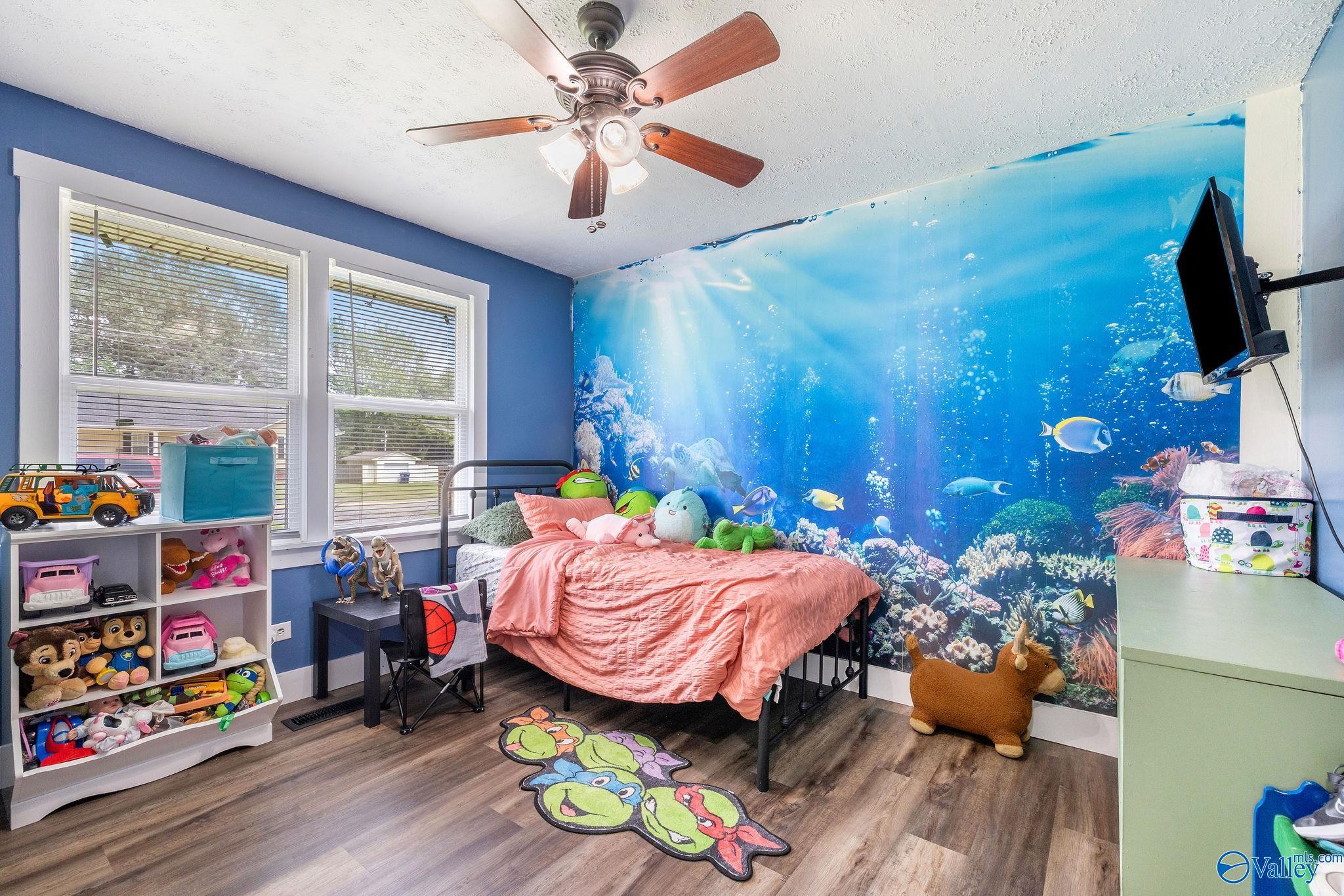 102 West Sims Avenue