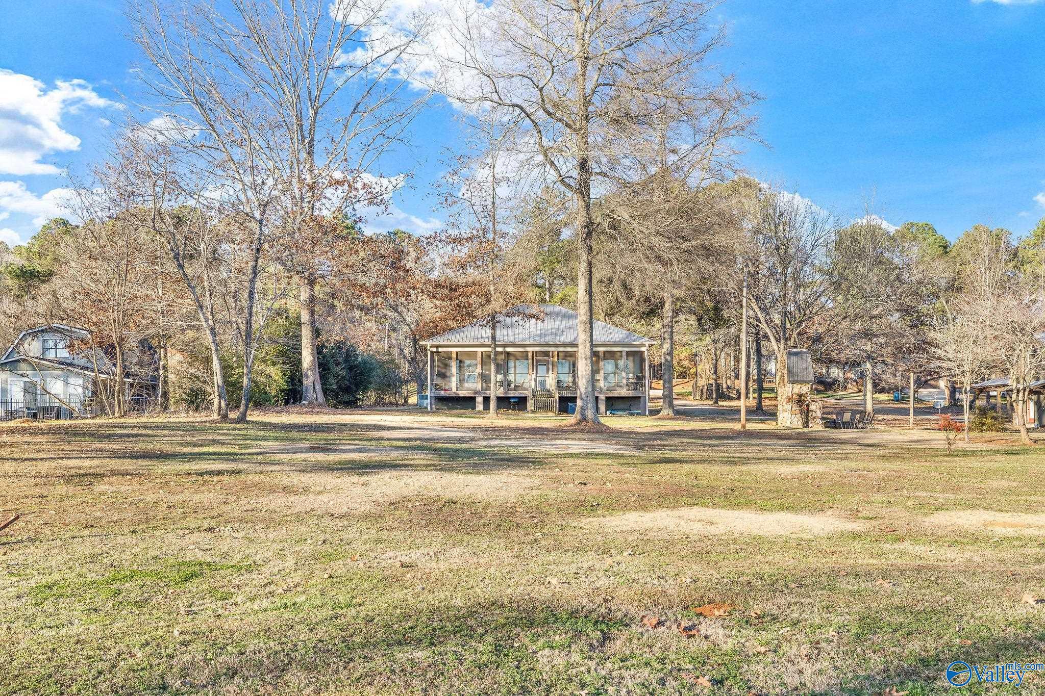 1442 Holiday Shores Road