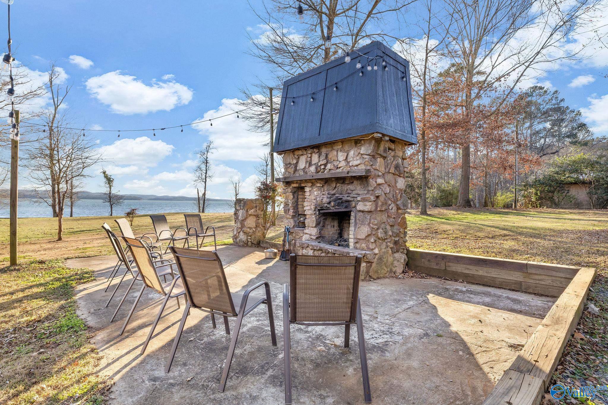 1442 Holiday Shores Road