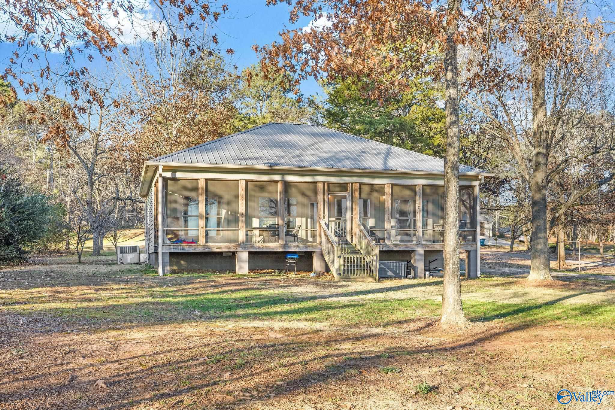 1442 Holiday Shores Road