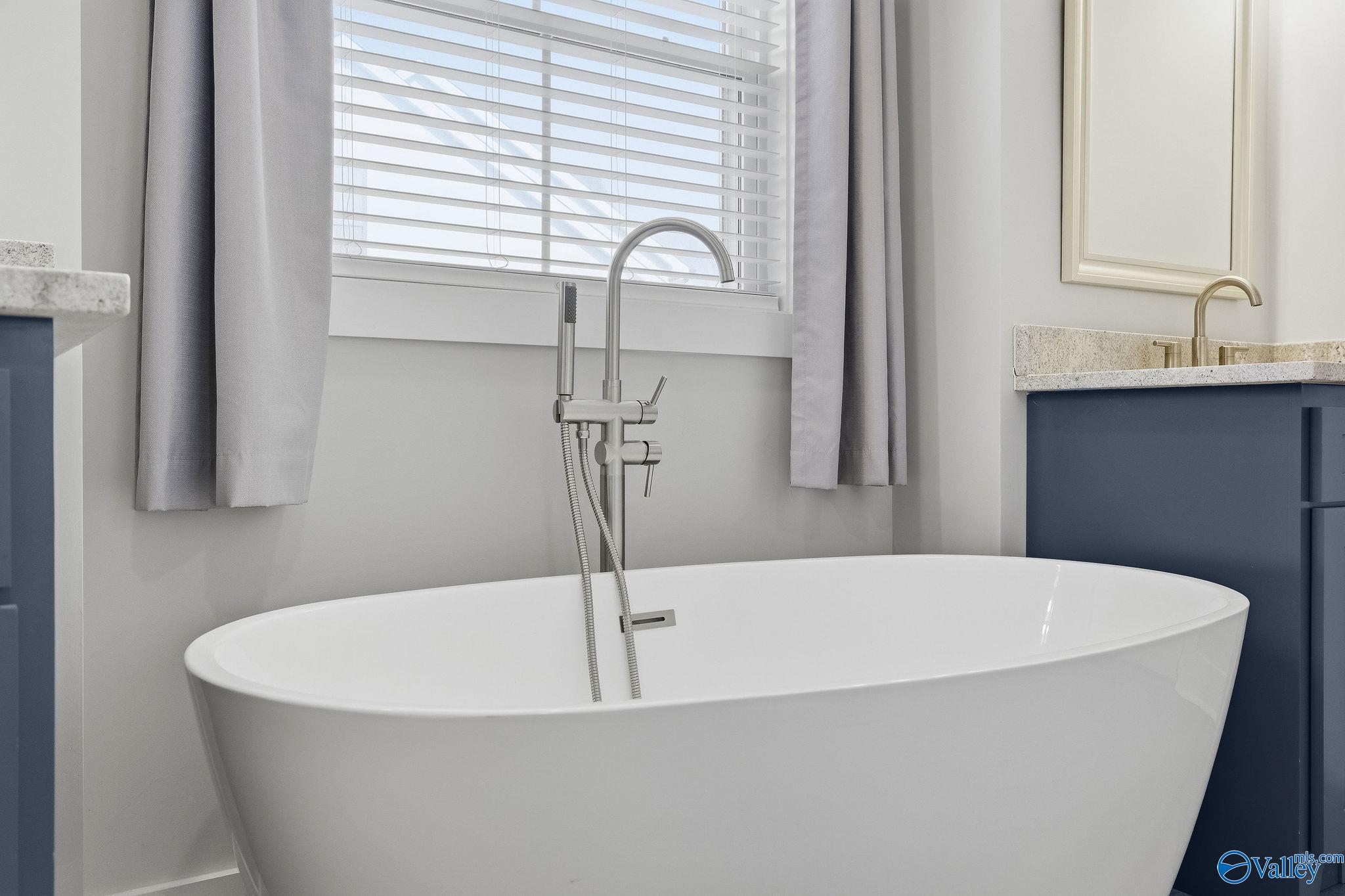 3586 Creek Path Road