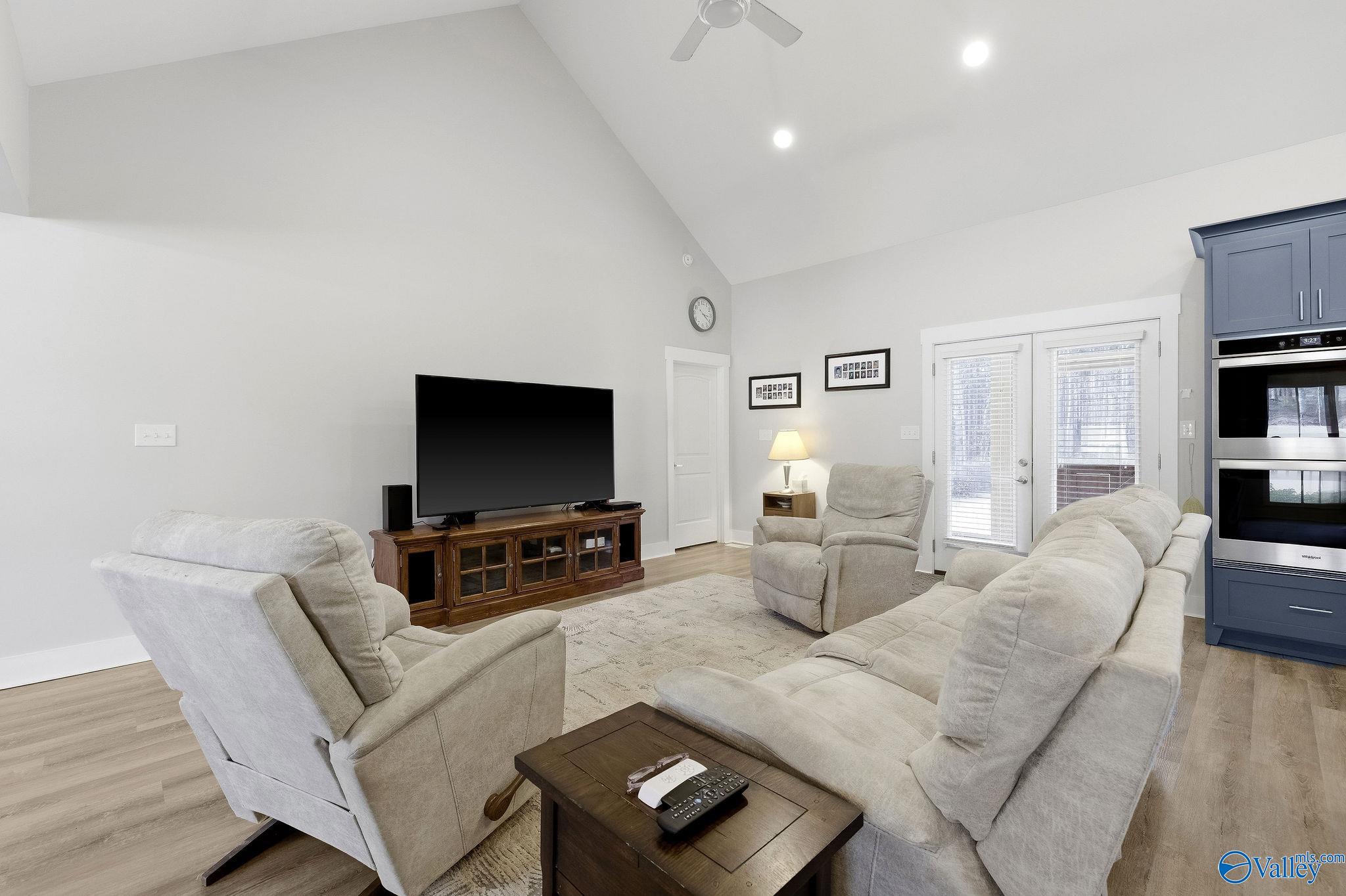 3586 Creek Path Road