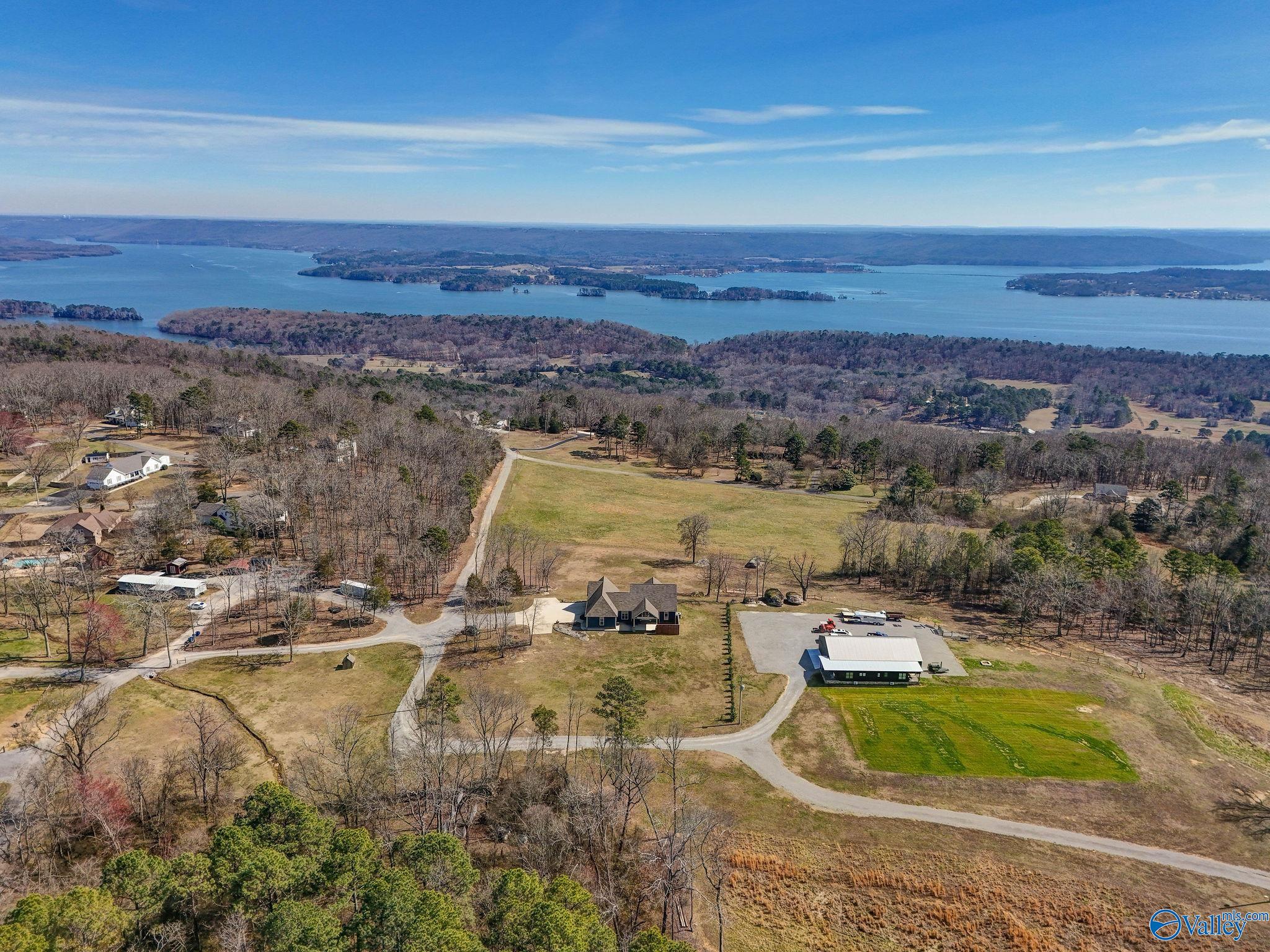 570 Mountain Heights Ridge