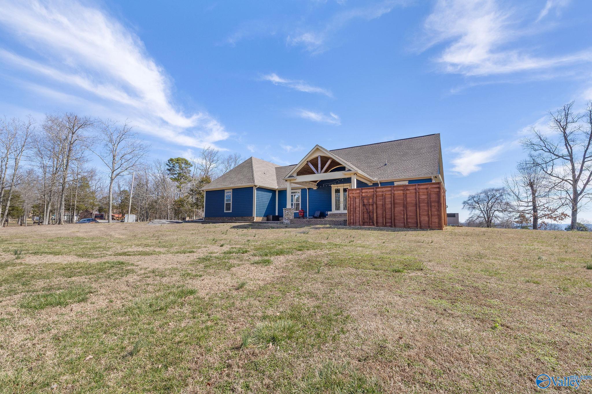 570 Mountain Heights Ridge